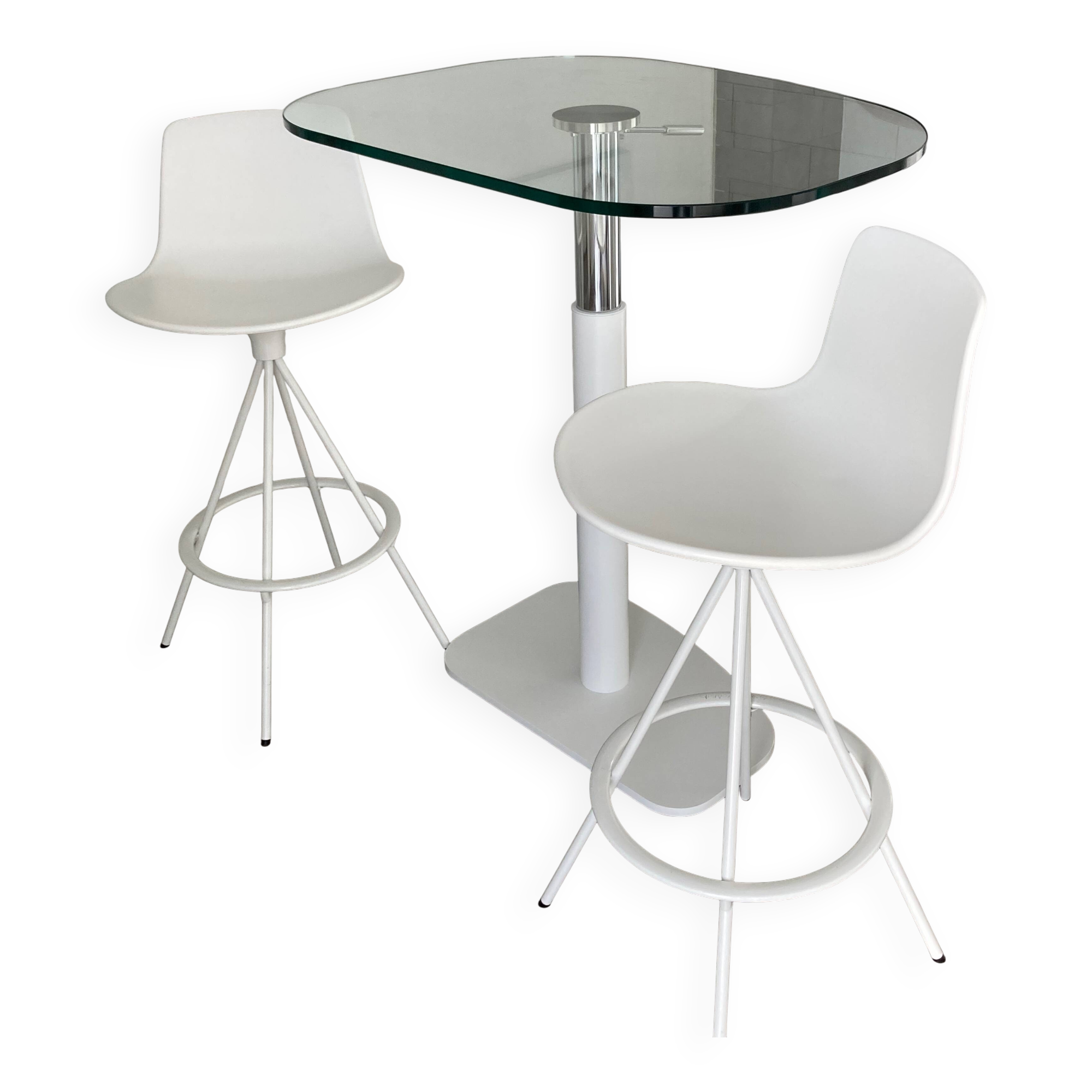 Standing dining table Ligne Roset with 2 stools