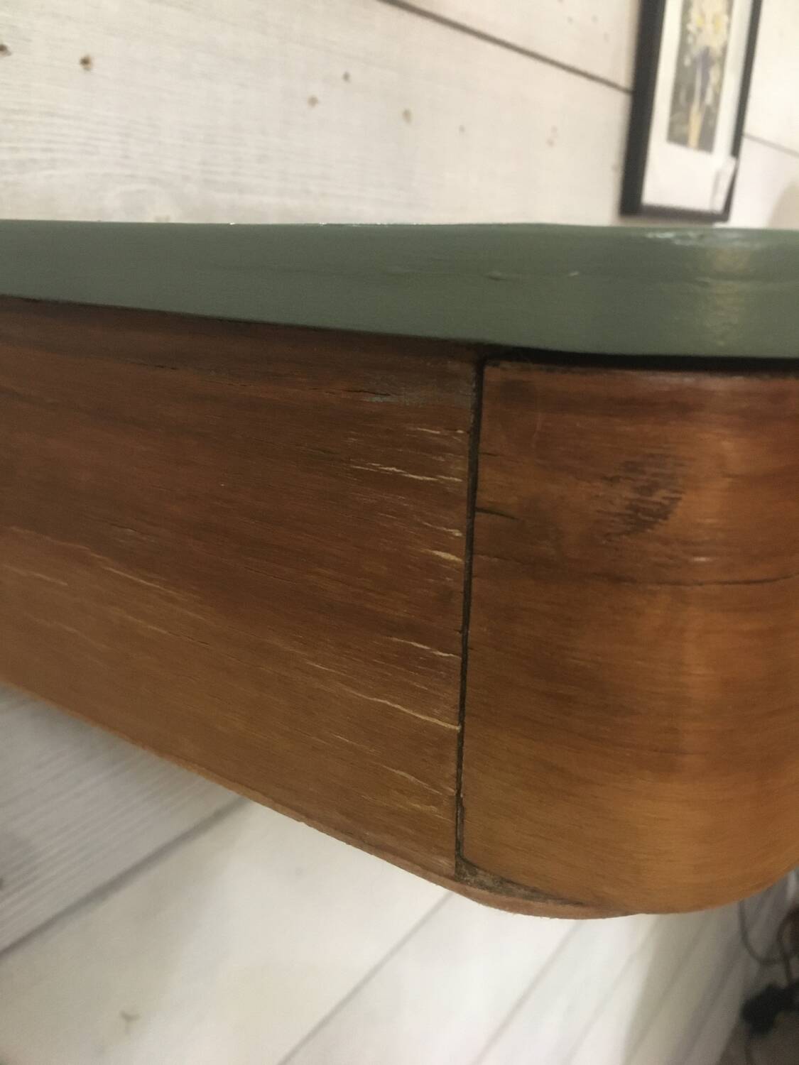 Hanging bedside drawer