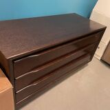 Rosewood chest of drawers