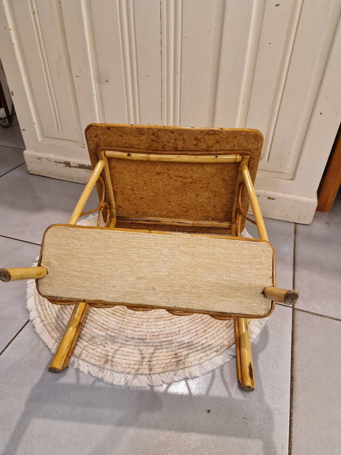 Rattan side table * Magazine rack