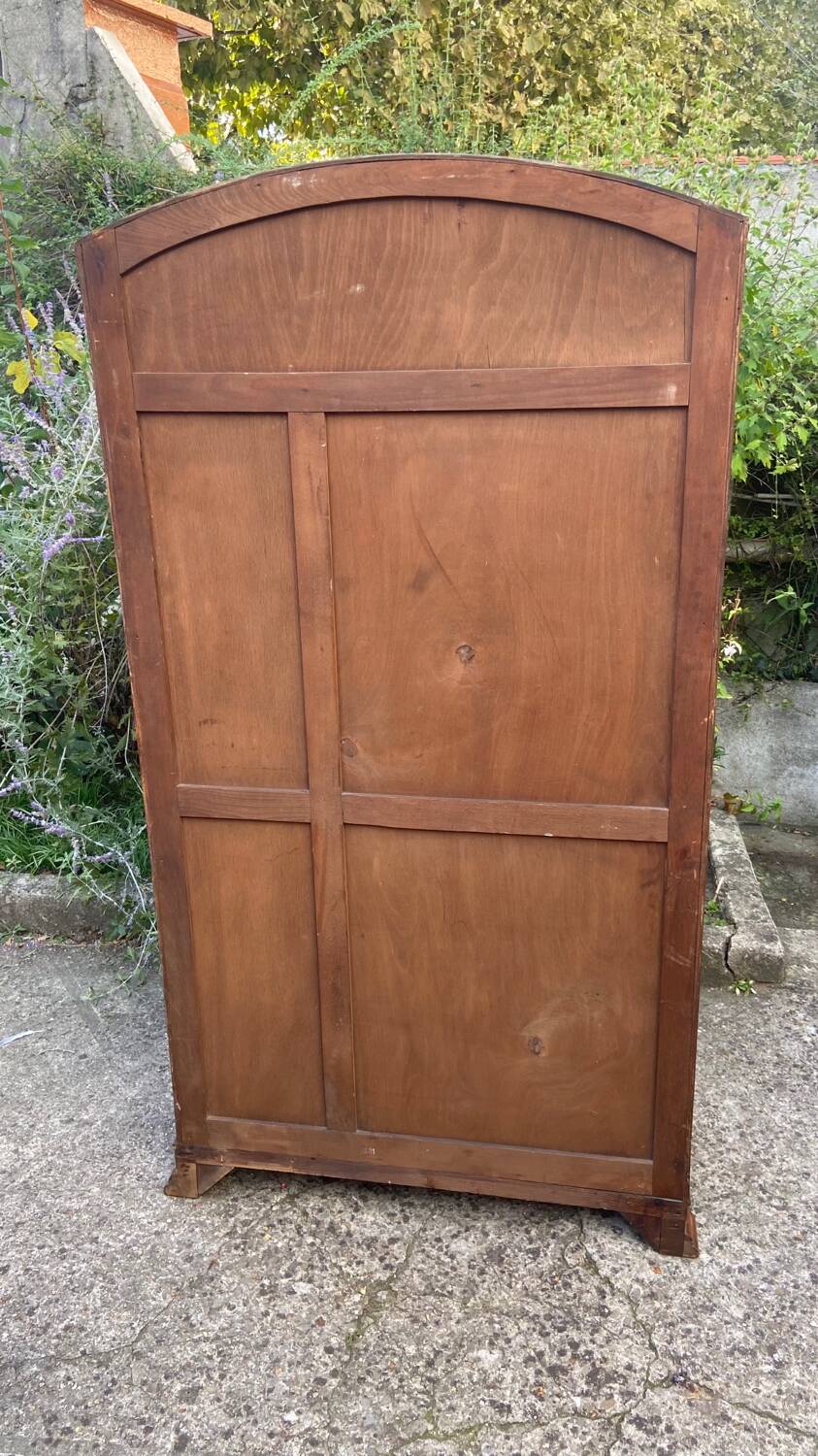 Small Art Deco cabinet 1930 in elm burl