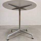 Table ronde de style vintage Vitra Eames