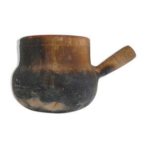 Ancienne poterie en terre
