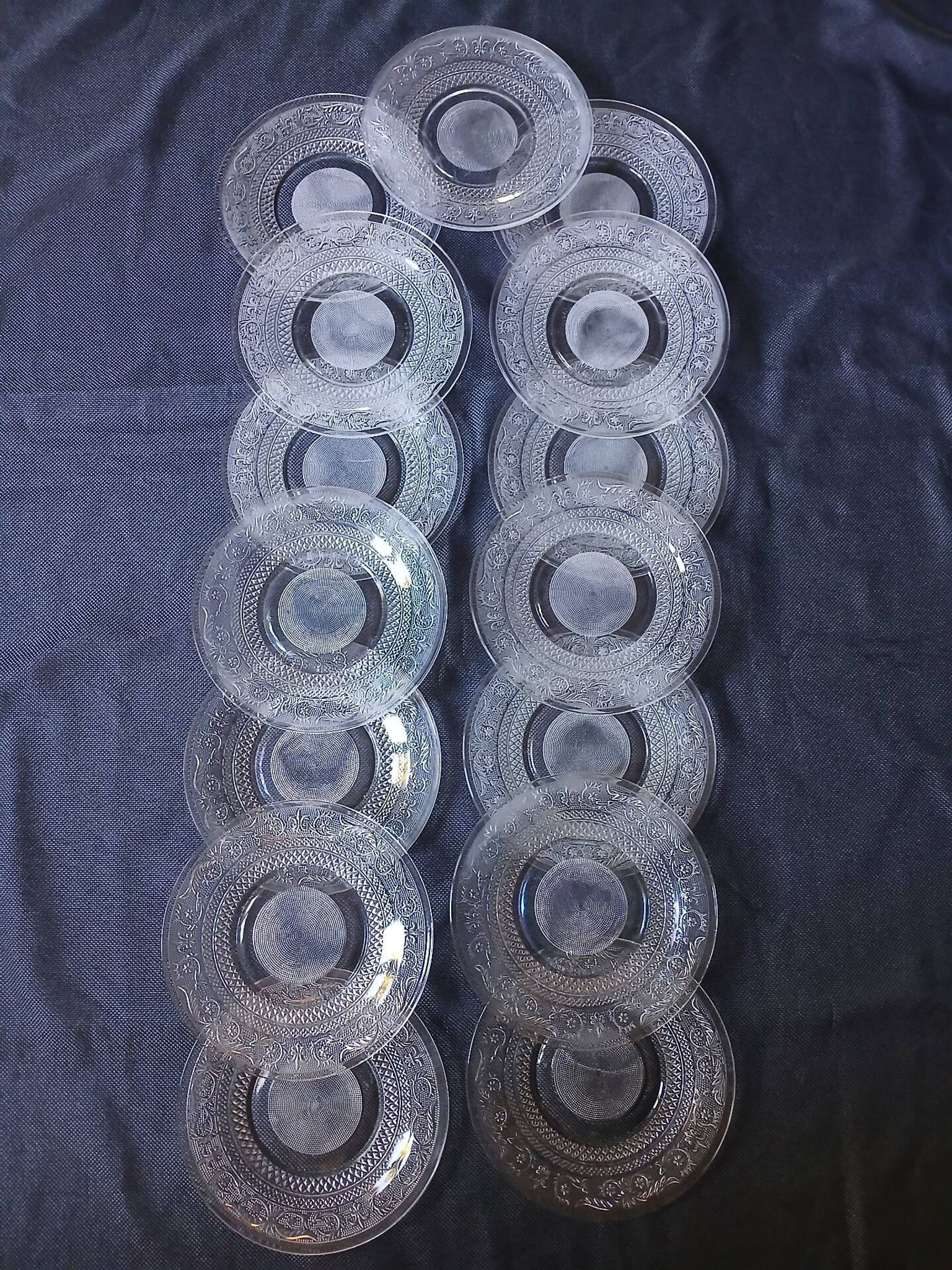 15 assiettes plates vintages années 70/80