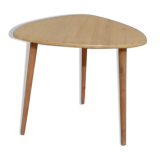 Coffee table in pin design