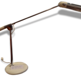 To ask desk lamp design R. Carruther for Leuka