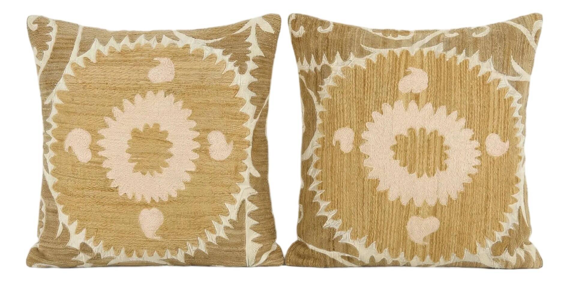 Set of 2 vintage embroidered cushion covers 61x64 cm