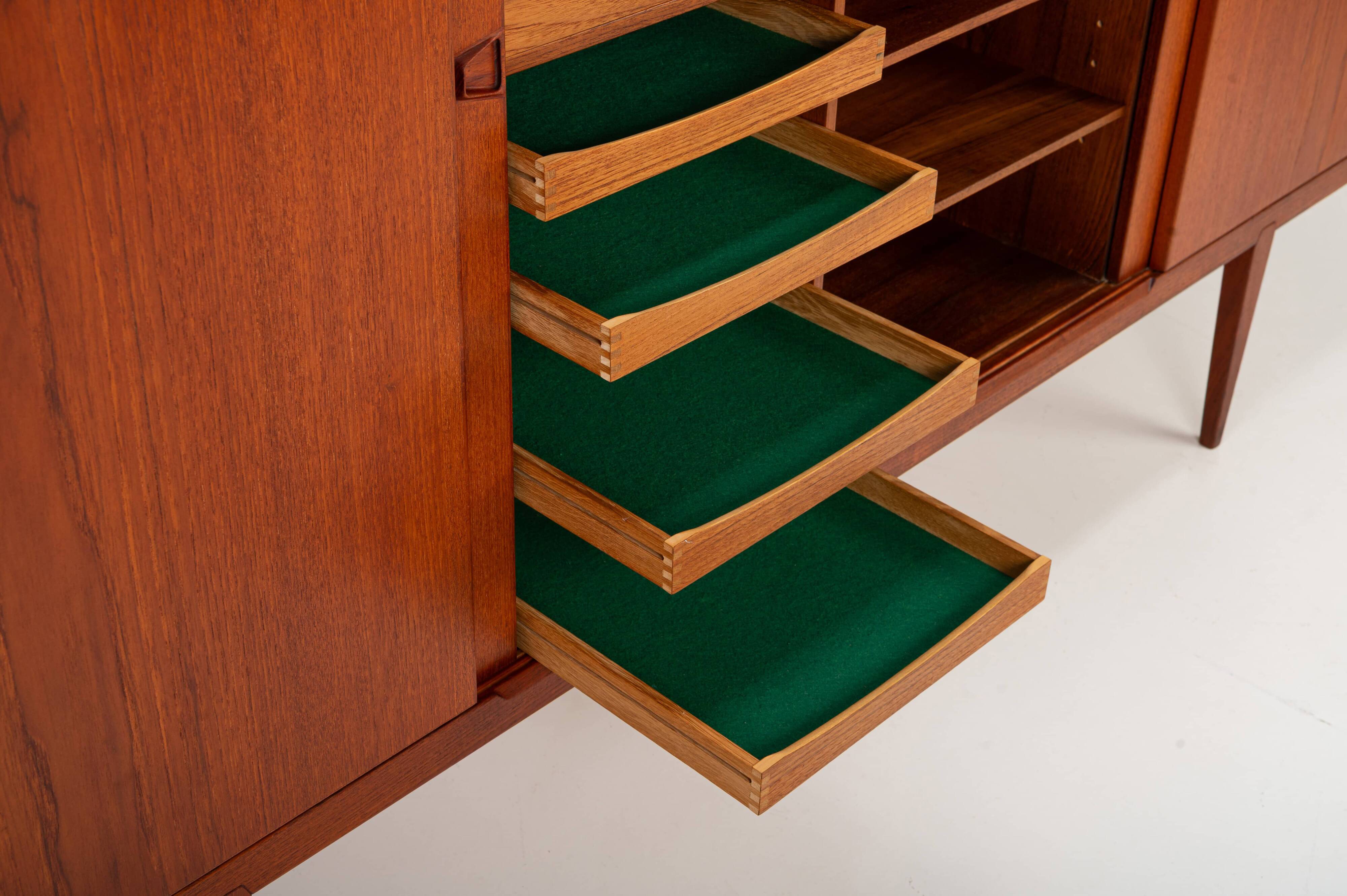 Highboard by Henry Rosengren Hansen for Brande Møbelindustri, Denmark 1960s