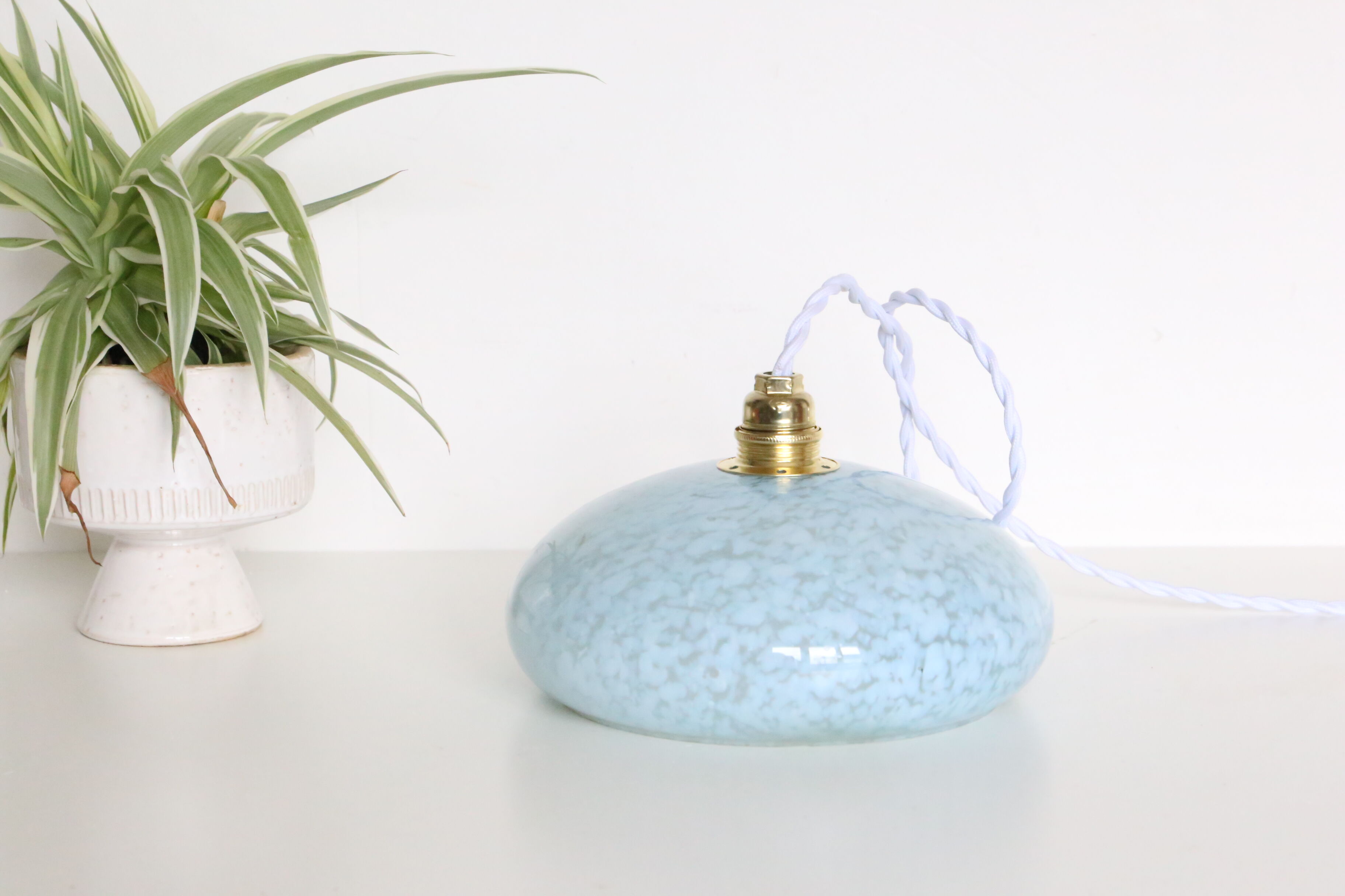 Blue Clichy glass suspension