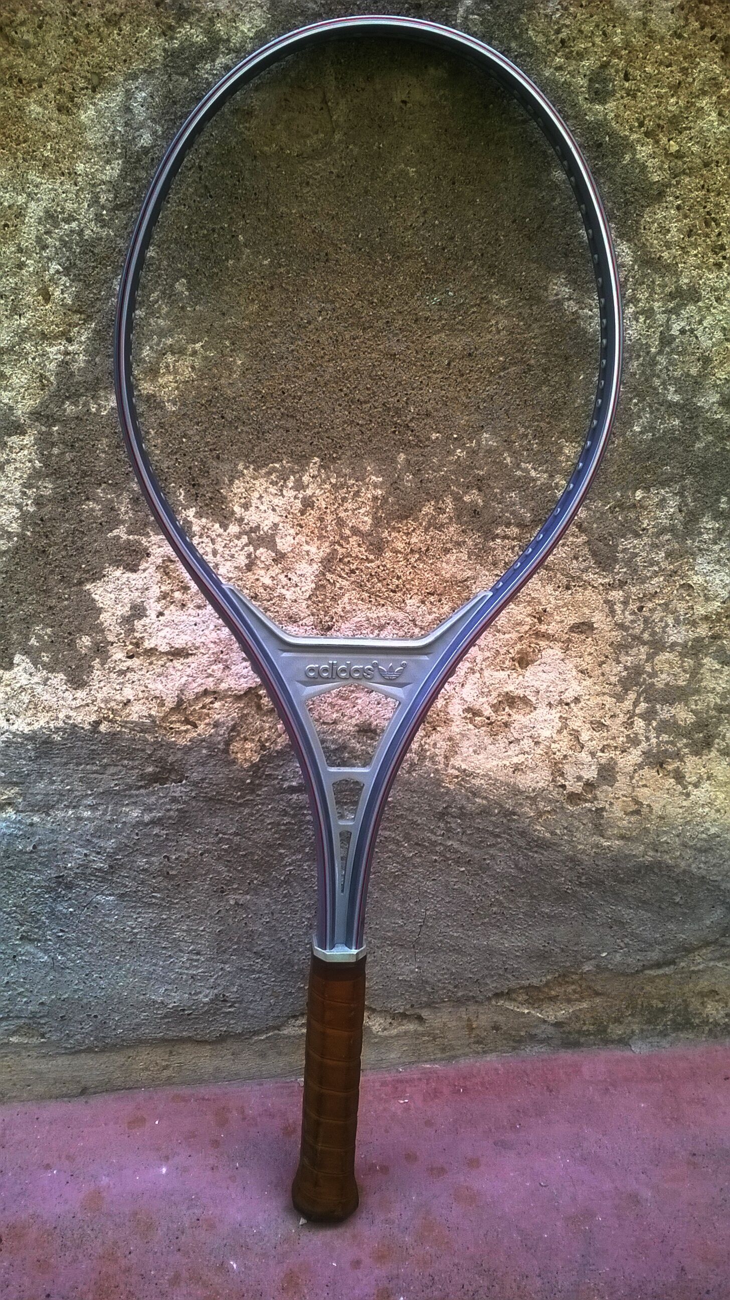 Raquette de tennis vintage