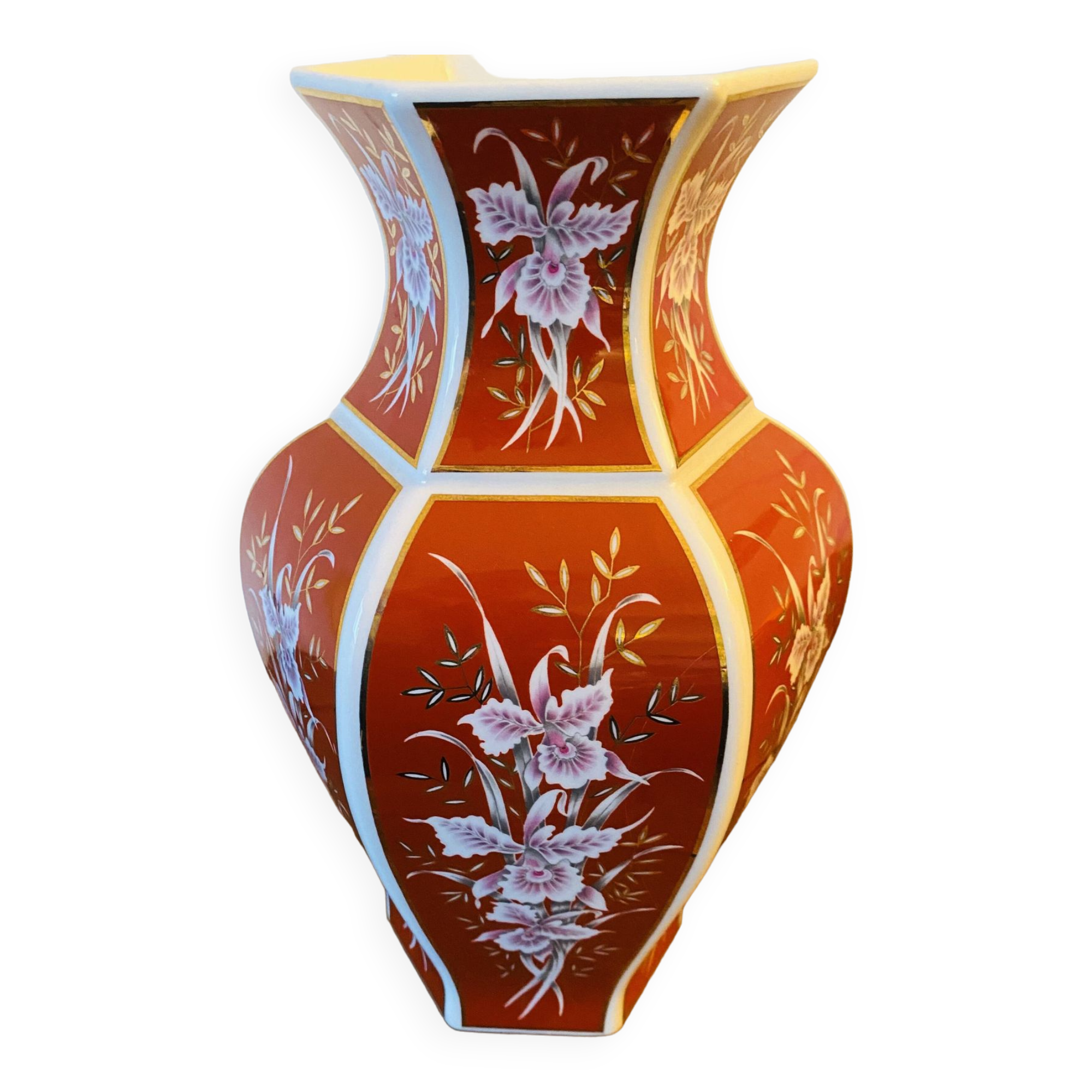 Red and gold porcelain vase