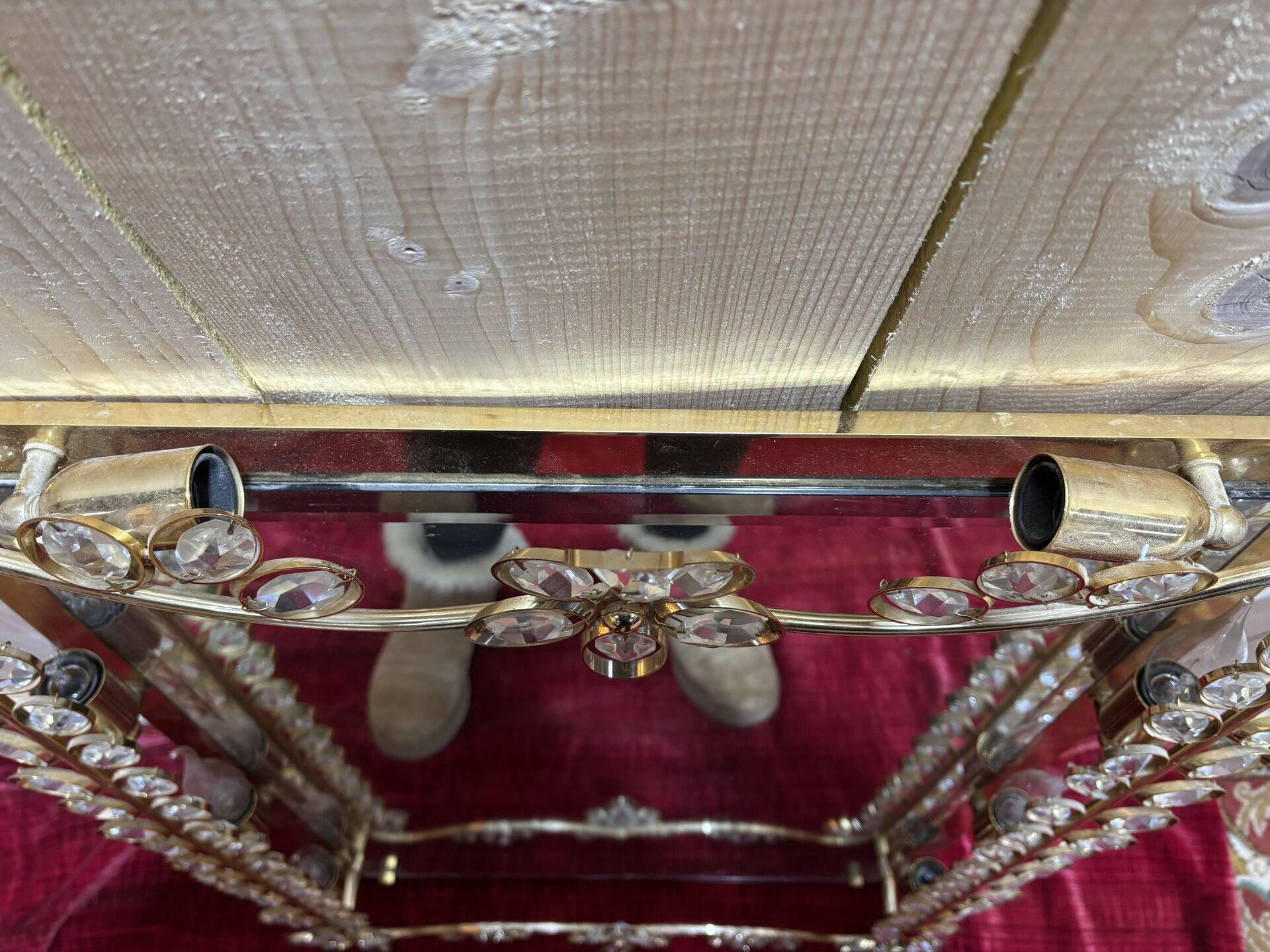 Gold metal bathroom mirror