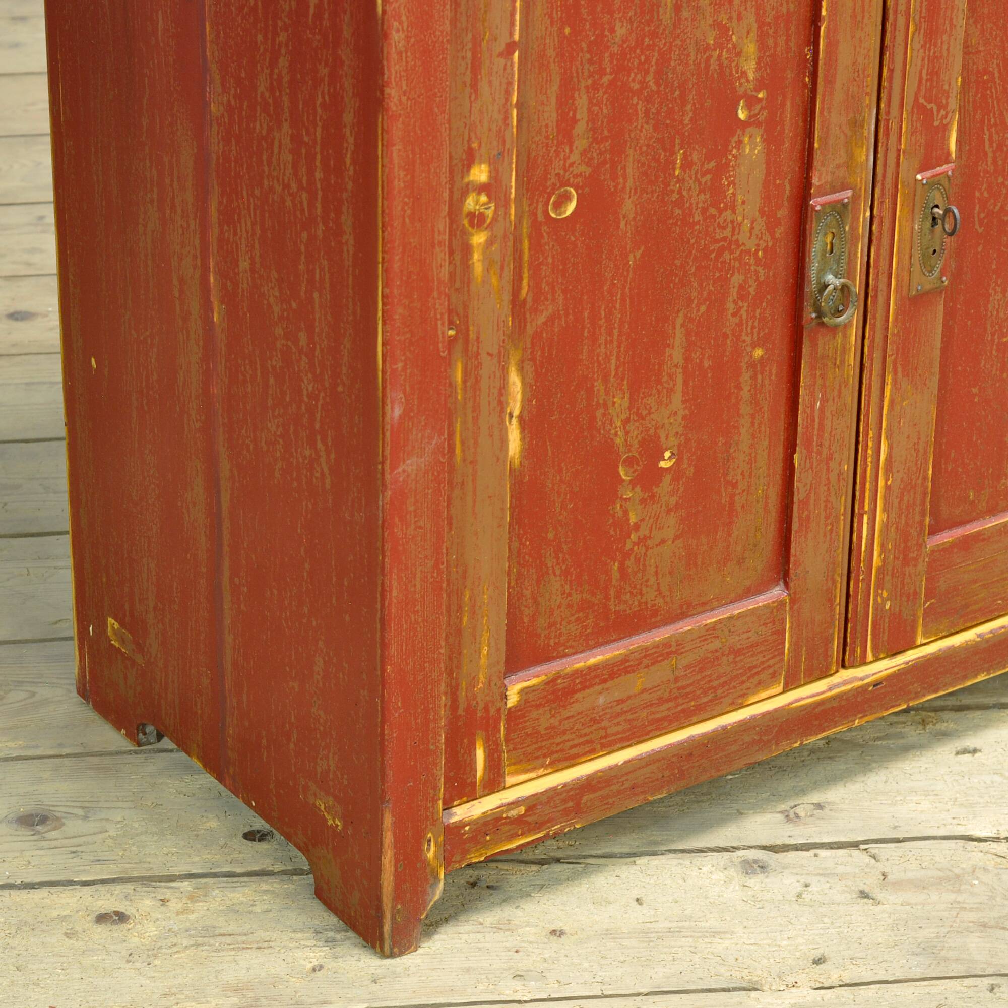 Pine cabinet, circa 1920