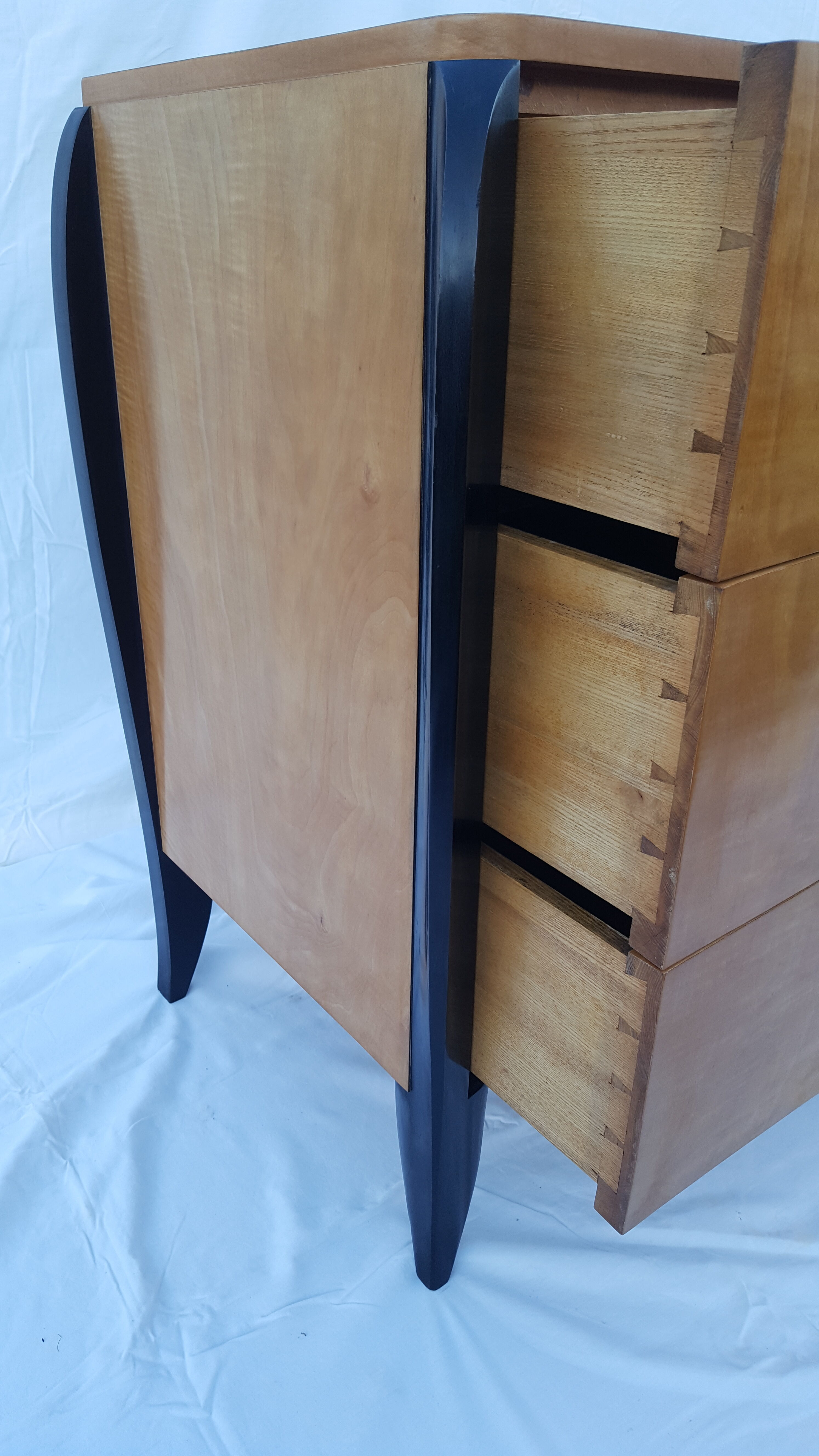 Art deco chest of drawers in sycamore stamped