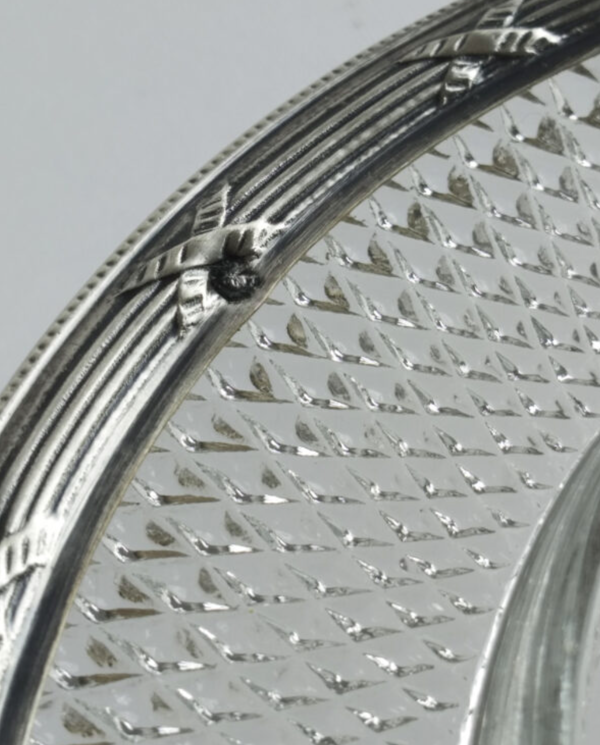 Beurrier couvert rond en cristal et argent