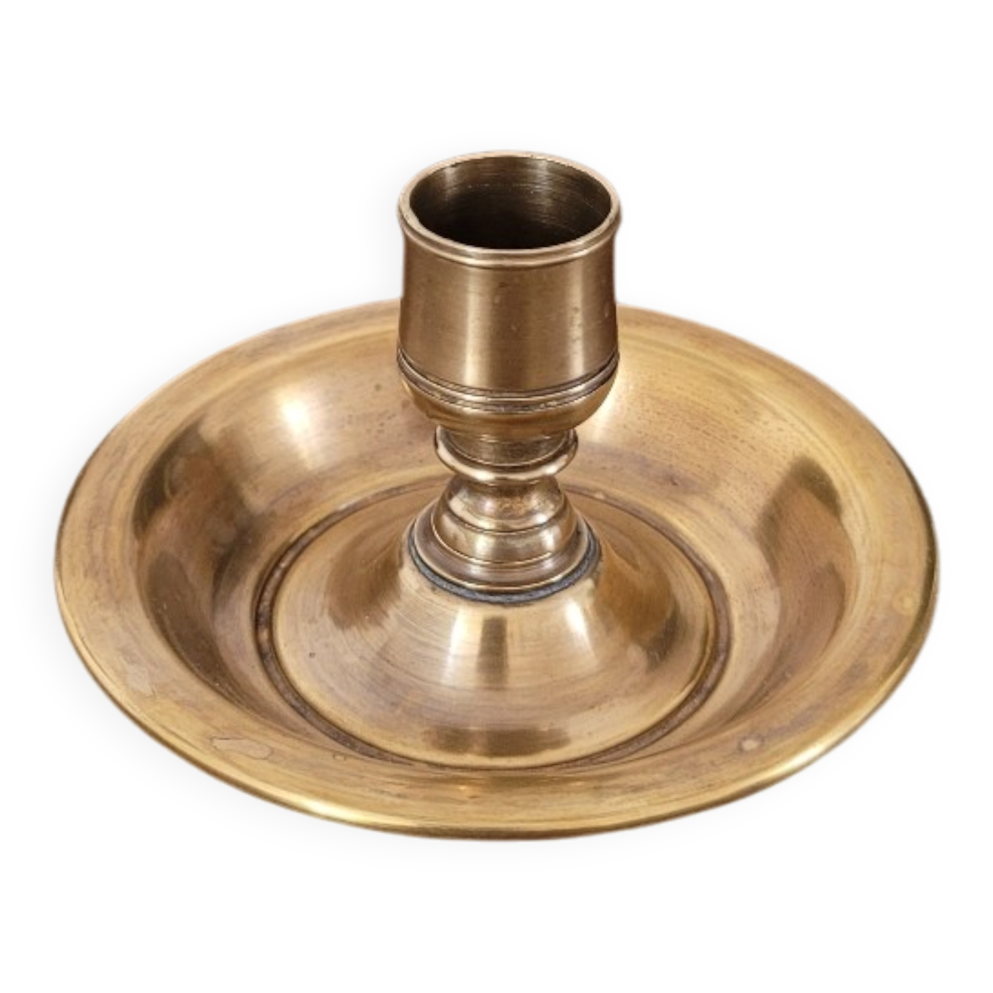 Round brass candlestick
