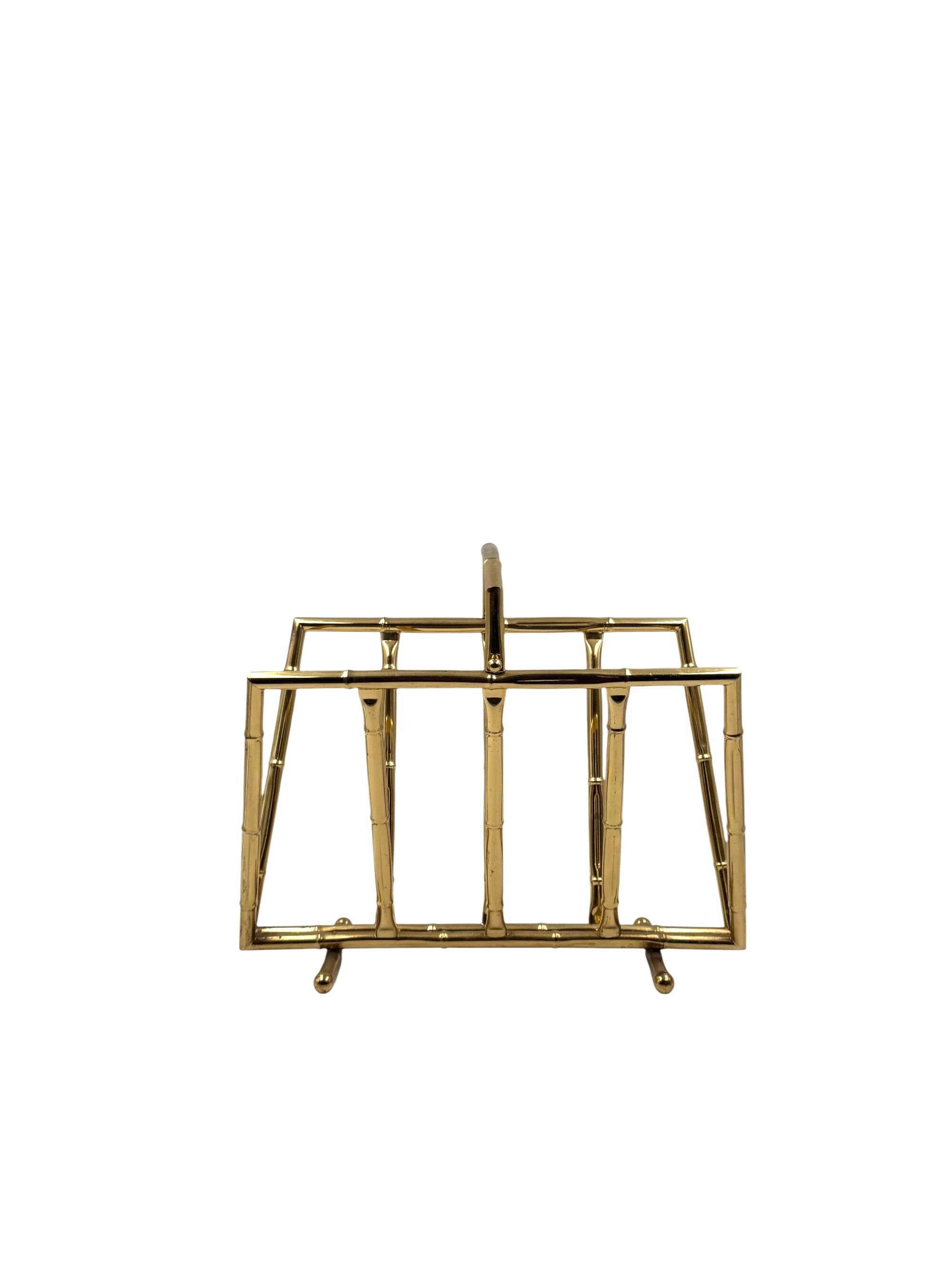 Hollywood regency bamboo-effect brass magazine rack, Montagnani, Italy 1970