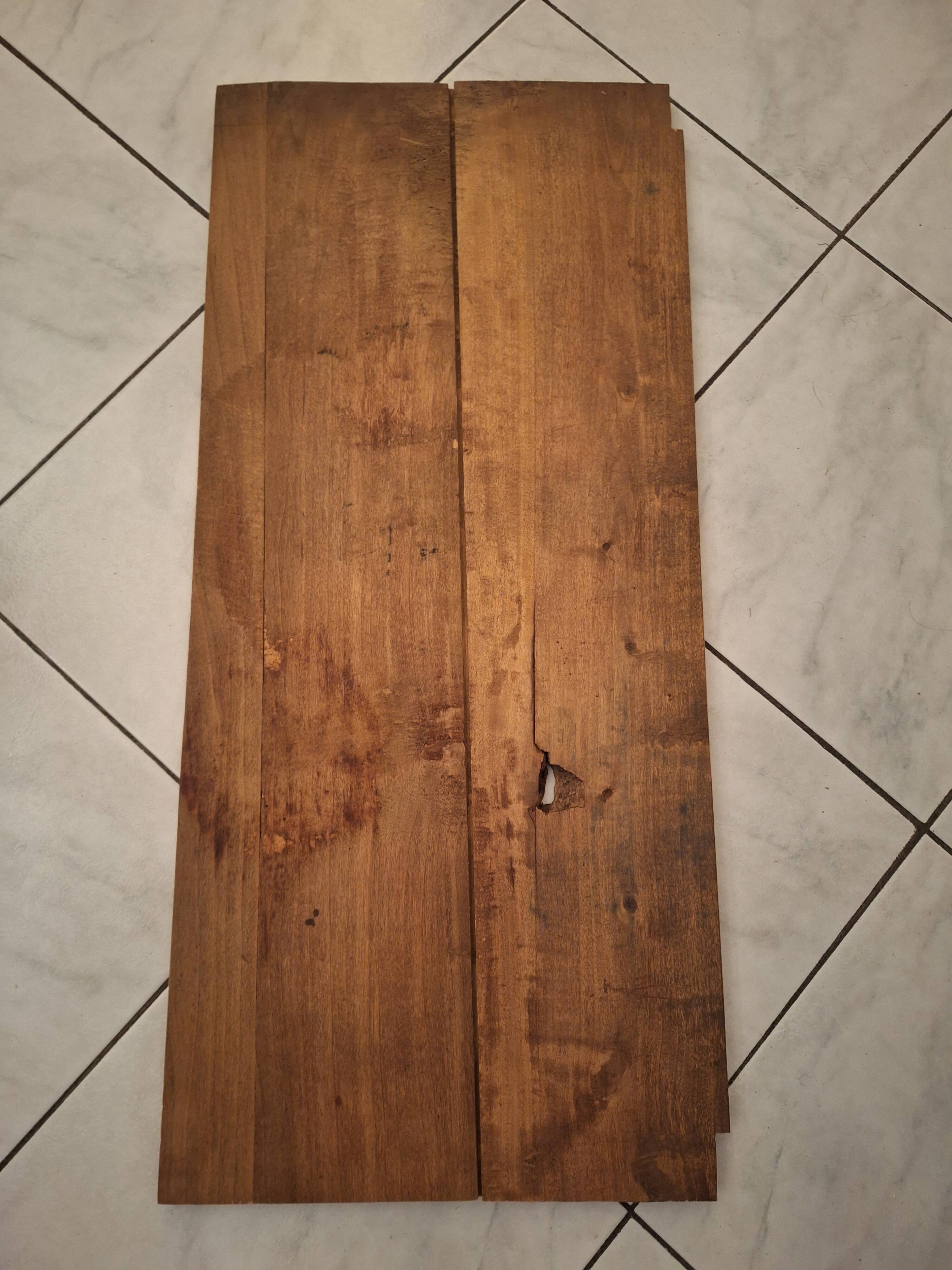 Ancien meuble de salle de bain avec marbre