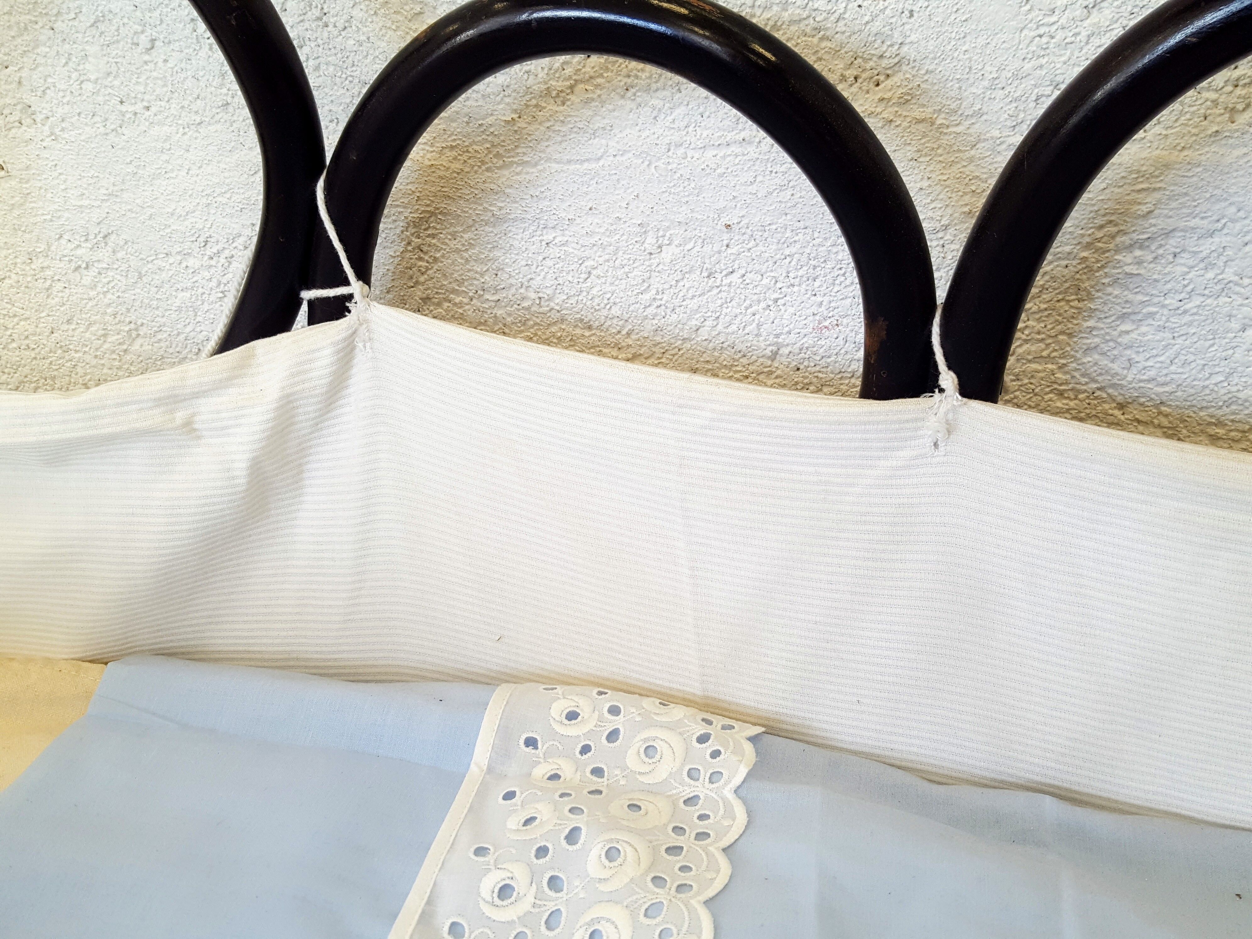 Curved wooden cradle