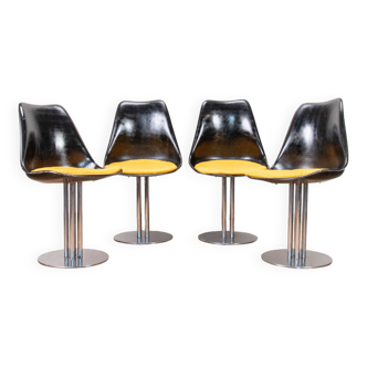 Set of 4 shell chairs in resin and chrome metal