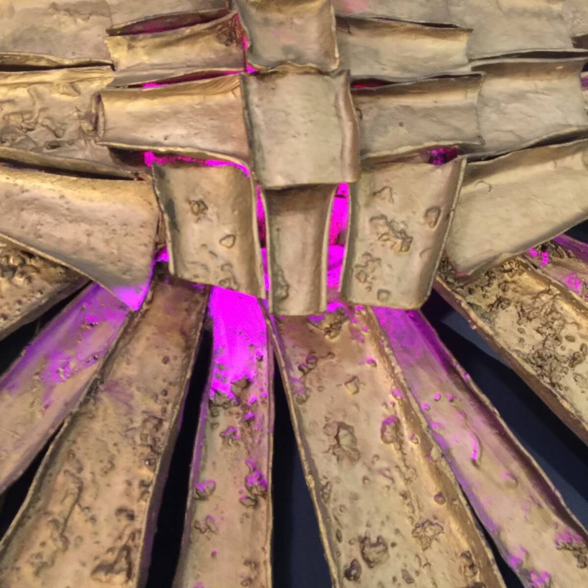 Large Sun wall sculpture, Resin & polyester lamp, Brutalist style