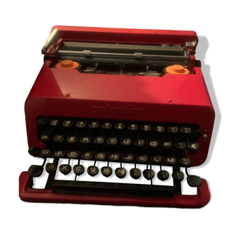 Machine à écrire Olivetti portable