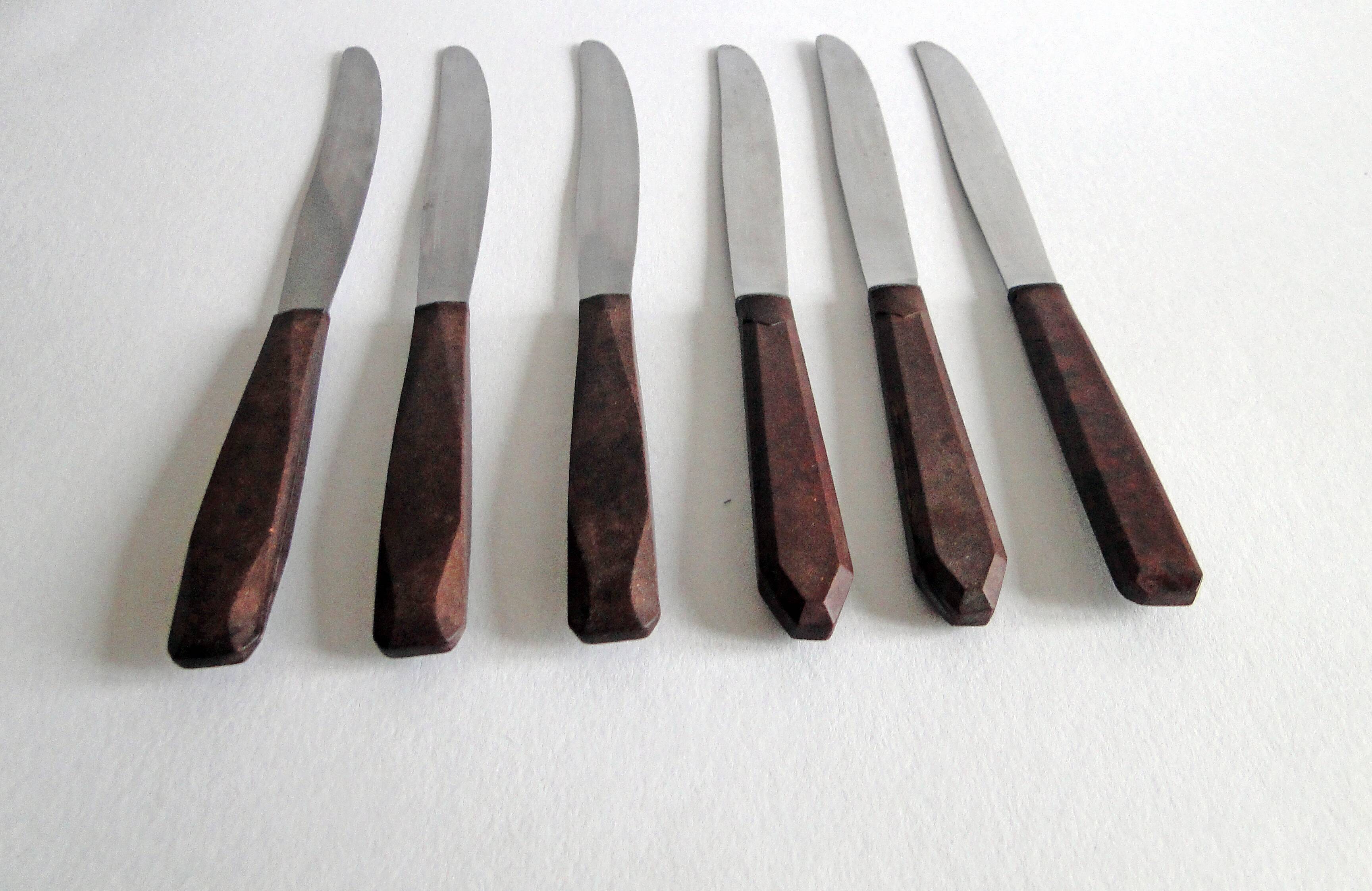 Set of 6 table knives Red Bakelite handle Art Deco period 1930 Stainless steel blade
