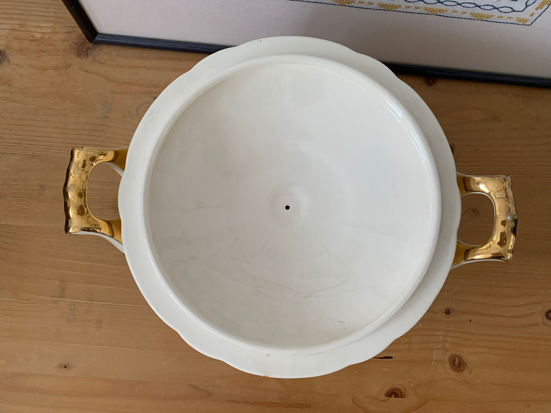 Antique soup tureen Villeroy & Boch