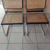 4 chairs B32