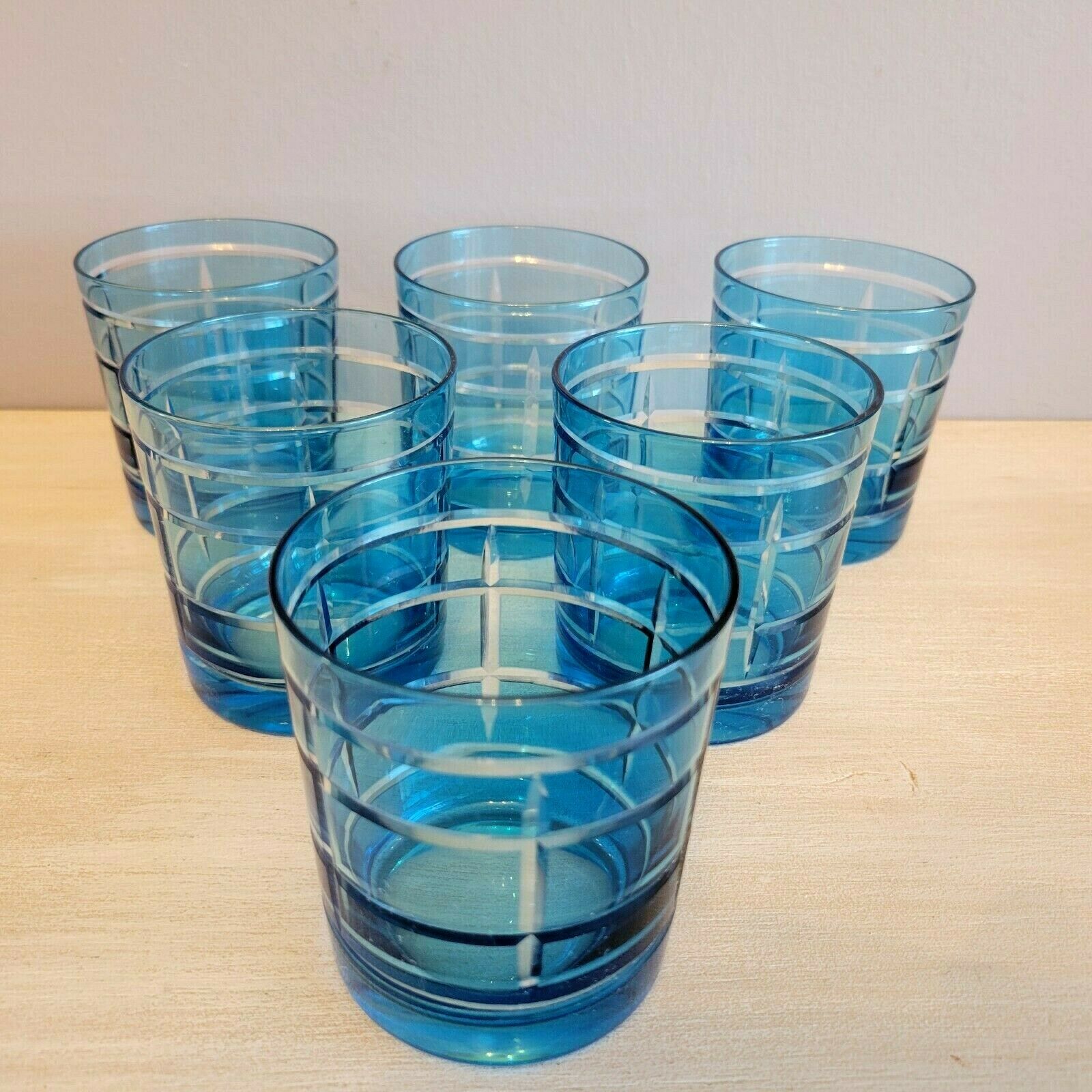 6 glasses of colour-cut blue whisky cups