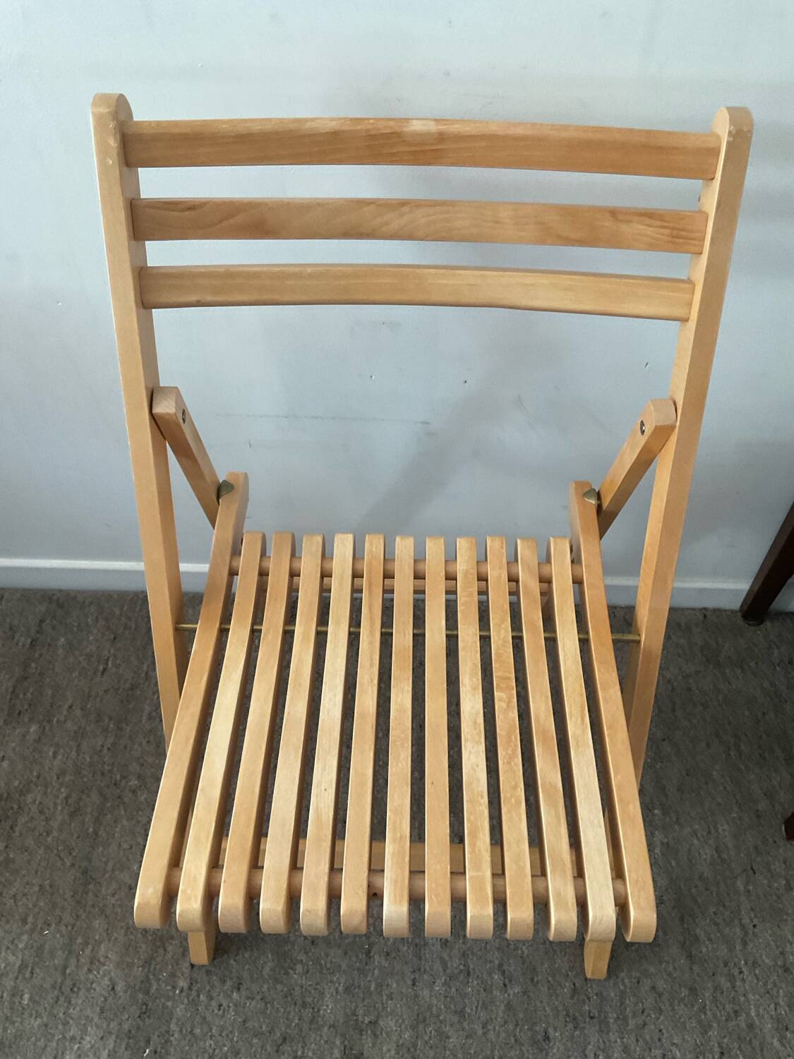 Vintage folding chair in solid beech