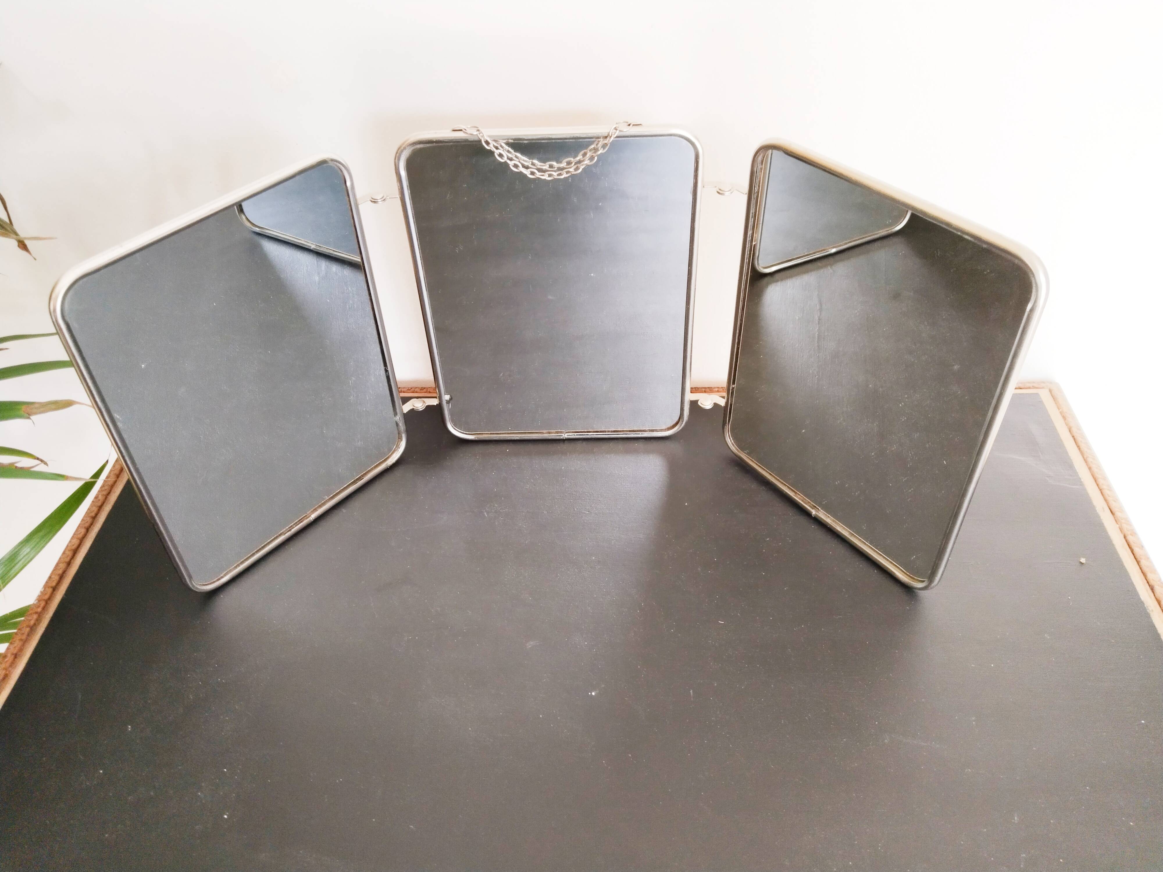 Triptych barber mirror, with chain