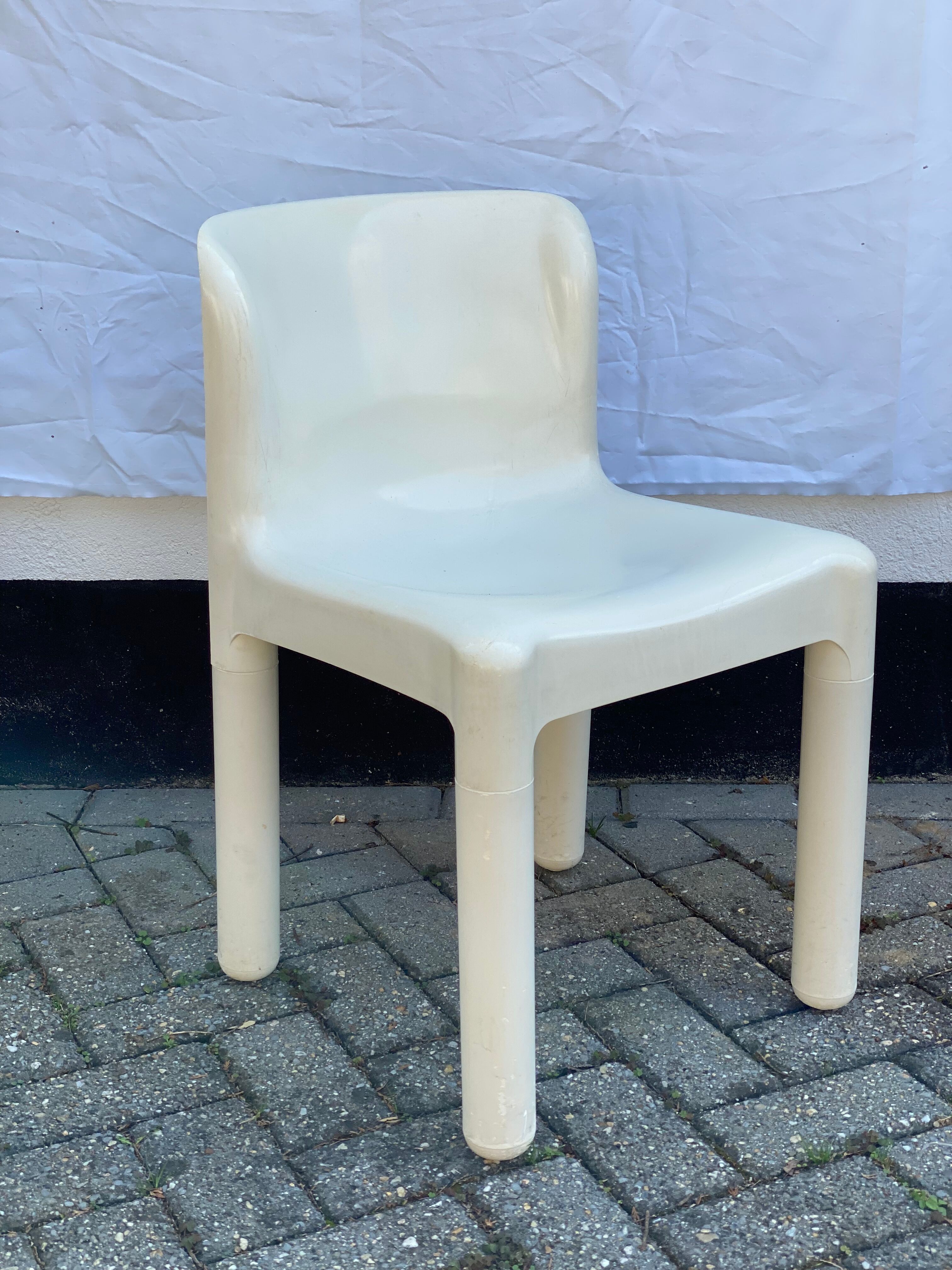 4 chairs model 4875 by Carlo Bartoli for Kartell