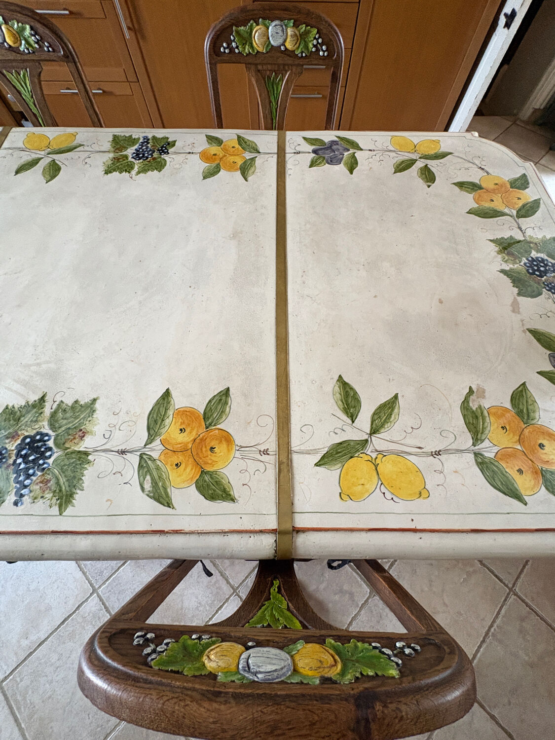 Table de cuisine en pierre de lave émaillée