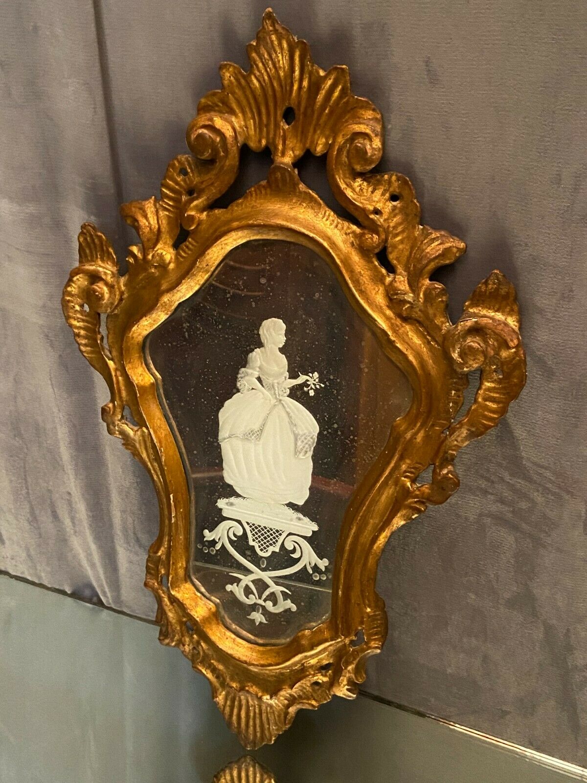 Mirror Rocaille Louis XV gilded wood decorated with a candle display depicting a lady Venice xixth