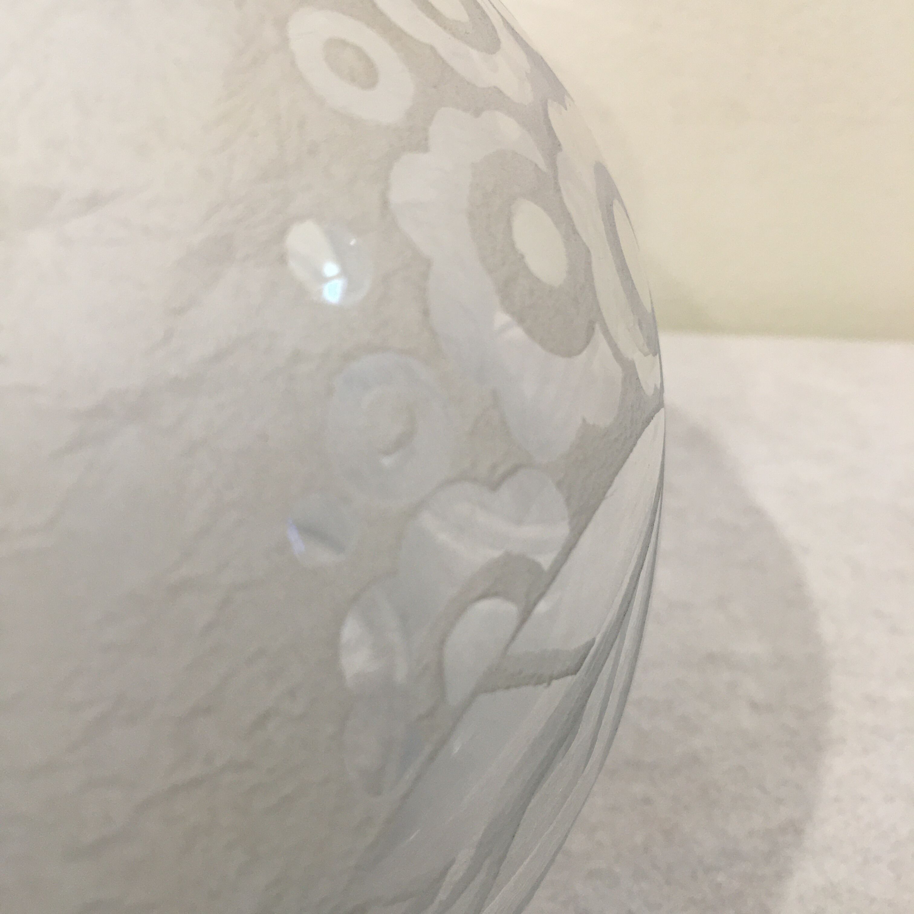 Vase ball signed Lorrain France