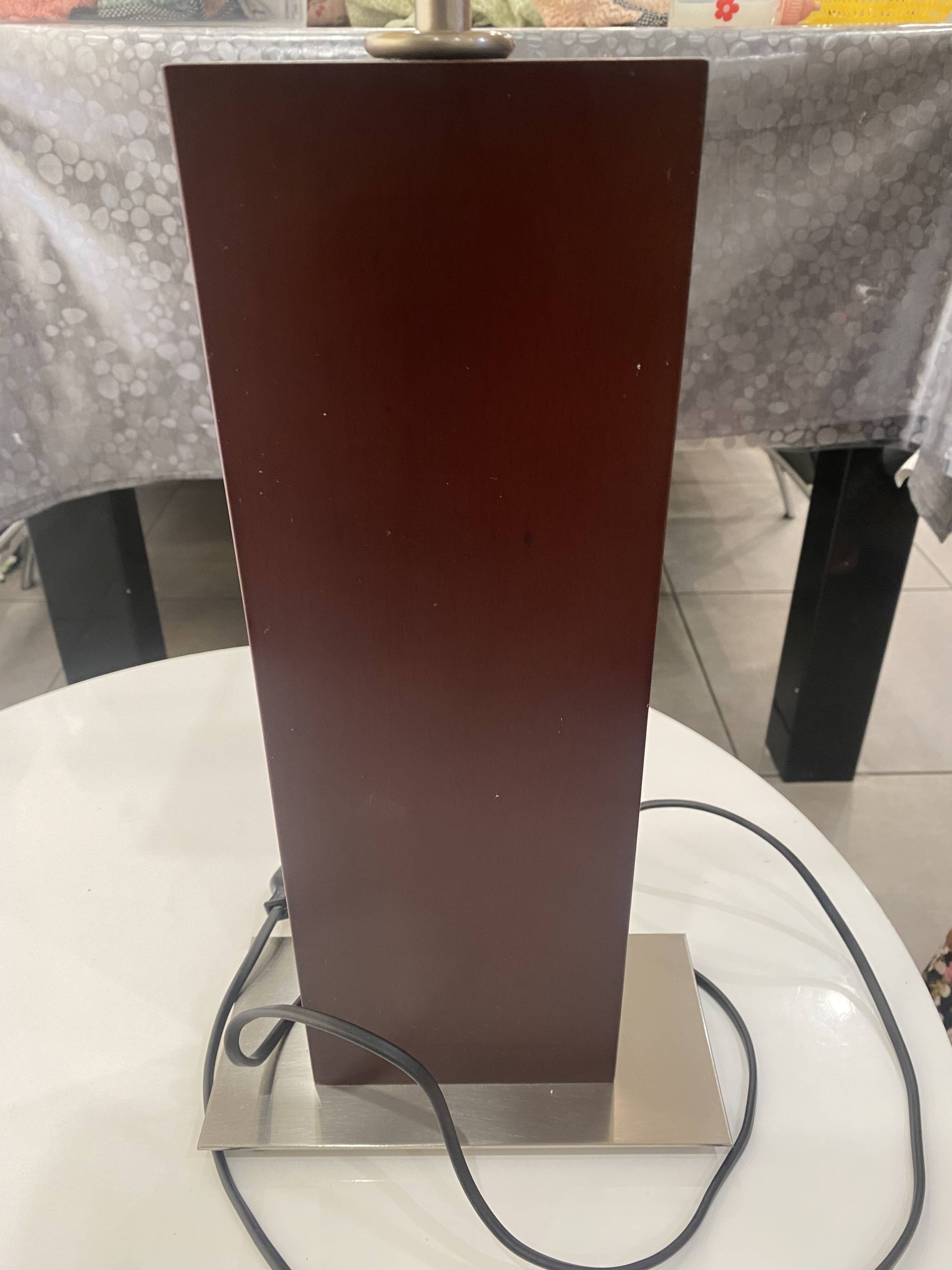 Lampe  signée le dauphin