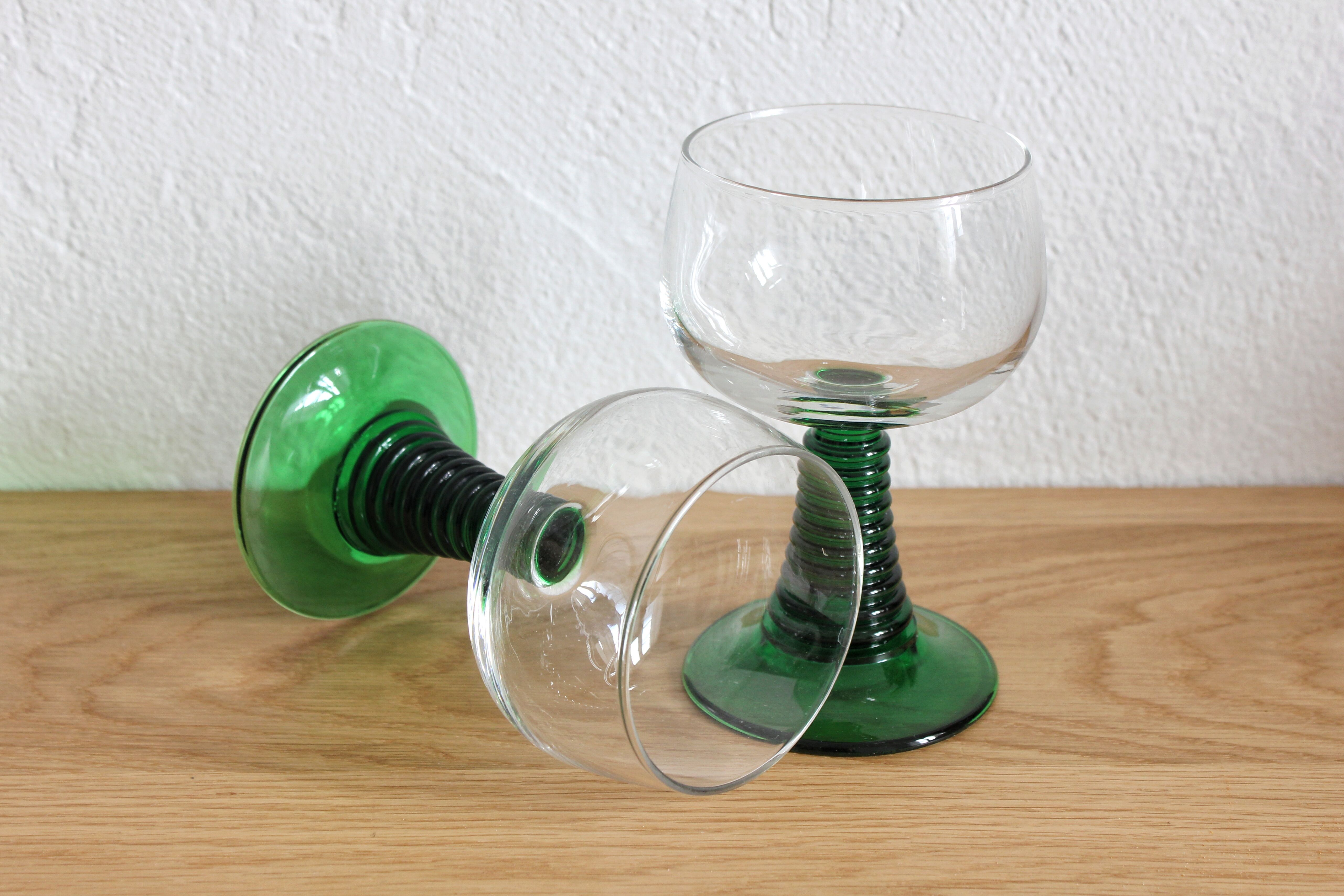 2 verres à eau pieds coniques vert Luminarc vintage années 70