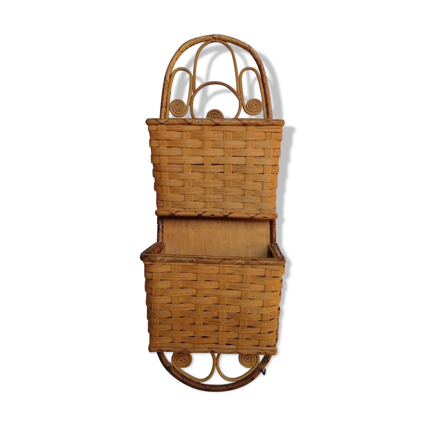 Rattan mail letter holder