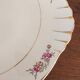 Serving dish with a light border