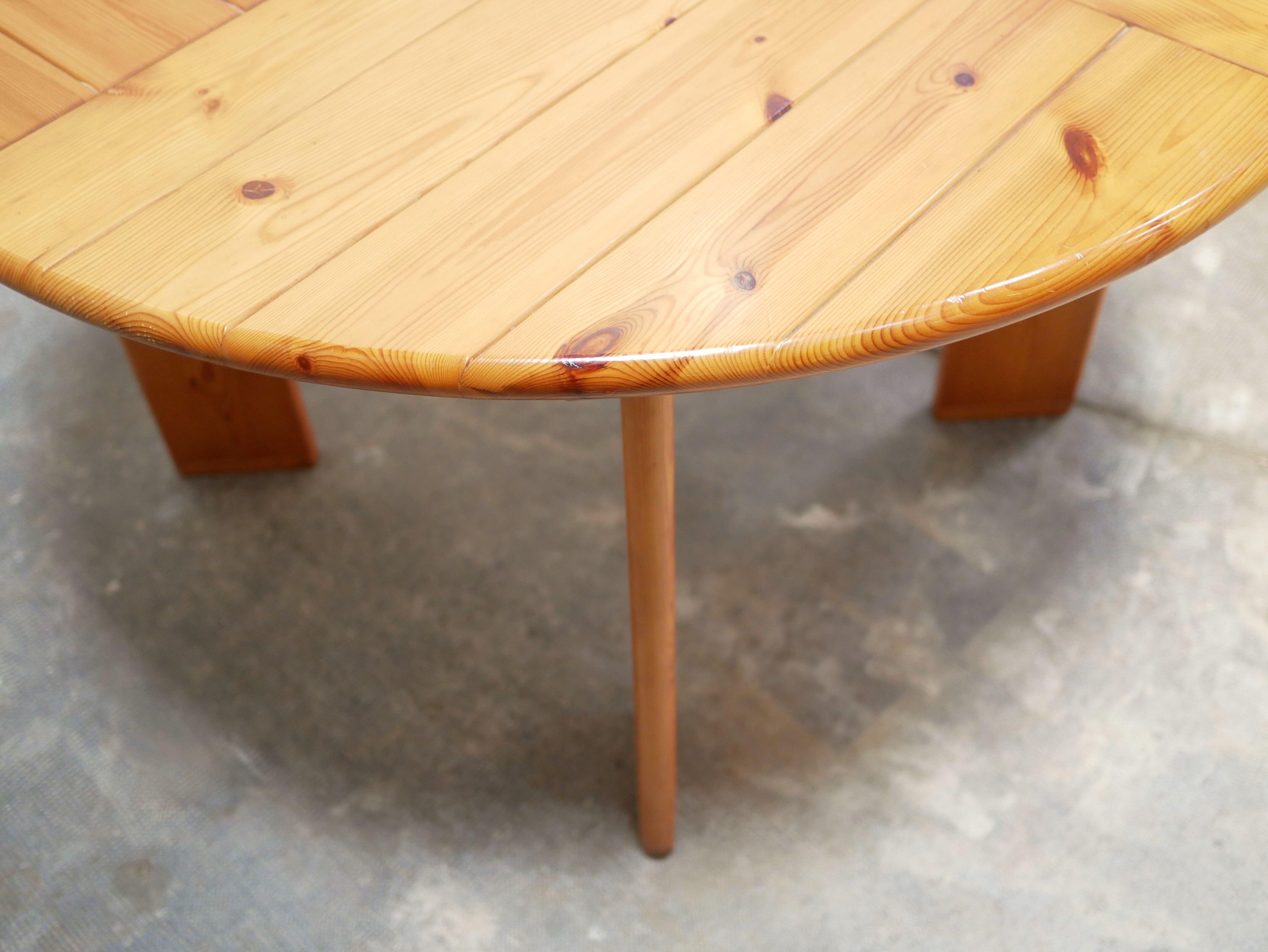 Vintage stretch dining table and 4 chairs by S. Coppola for Roche Bobois