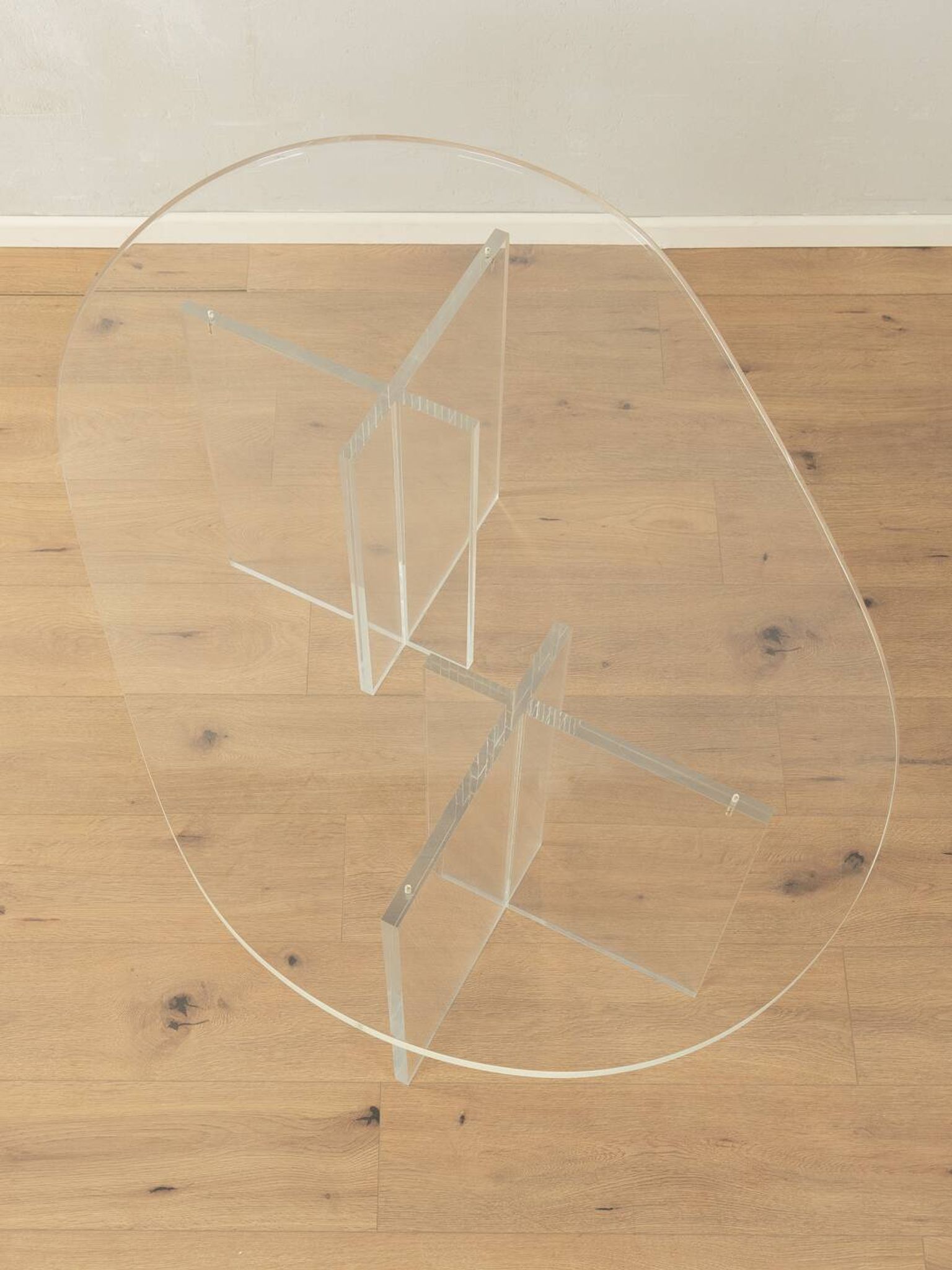 Acrylic glass coffee table