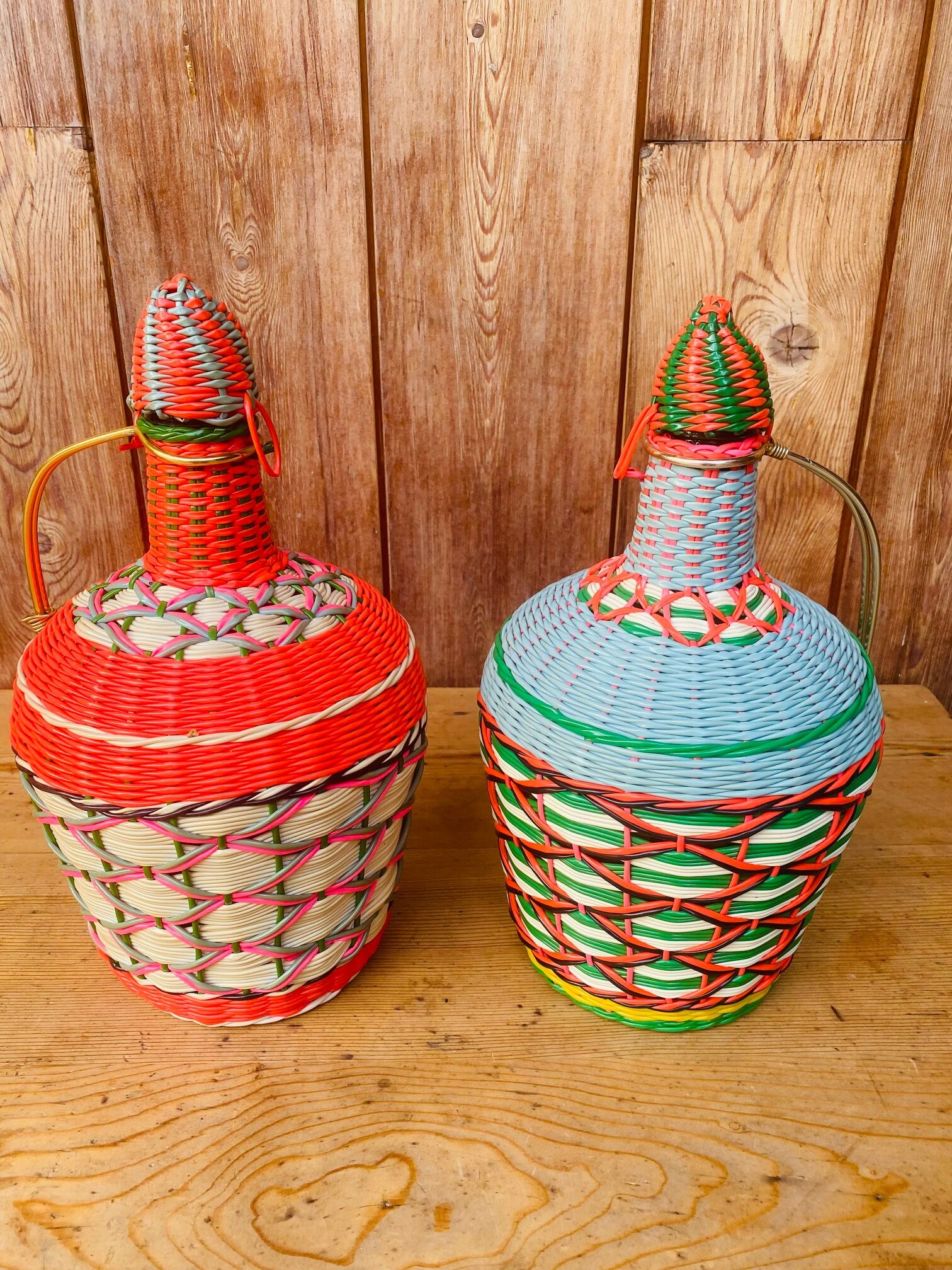 Duo of Dame Jeanne scoubidou 60s.