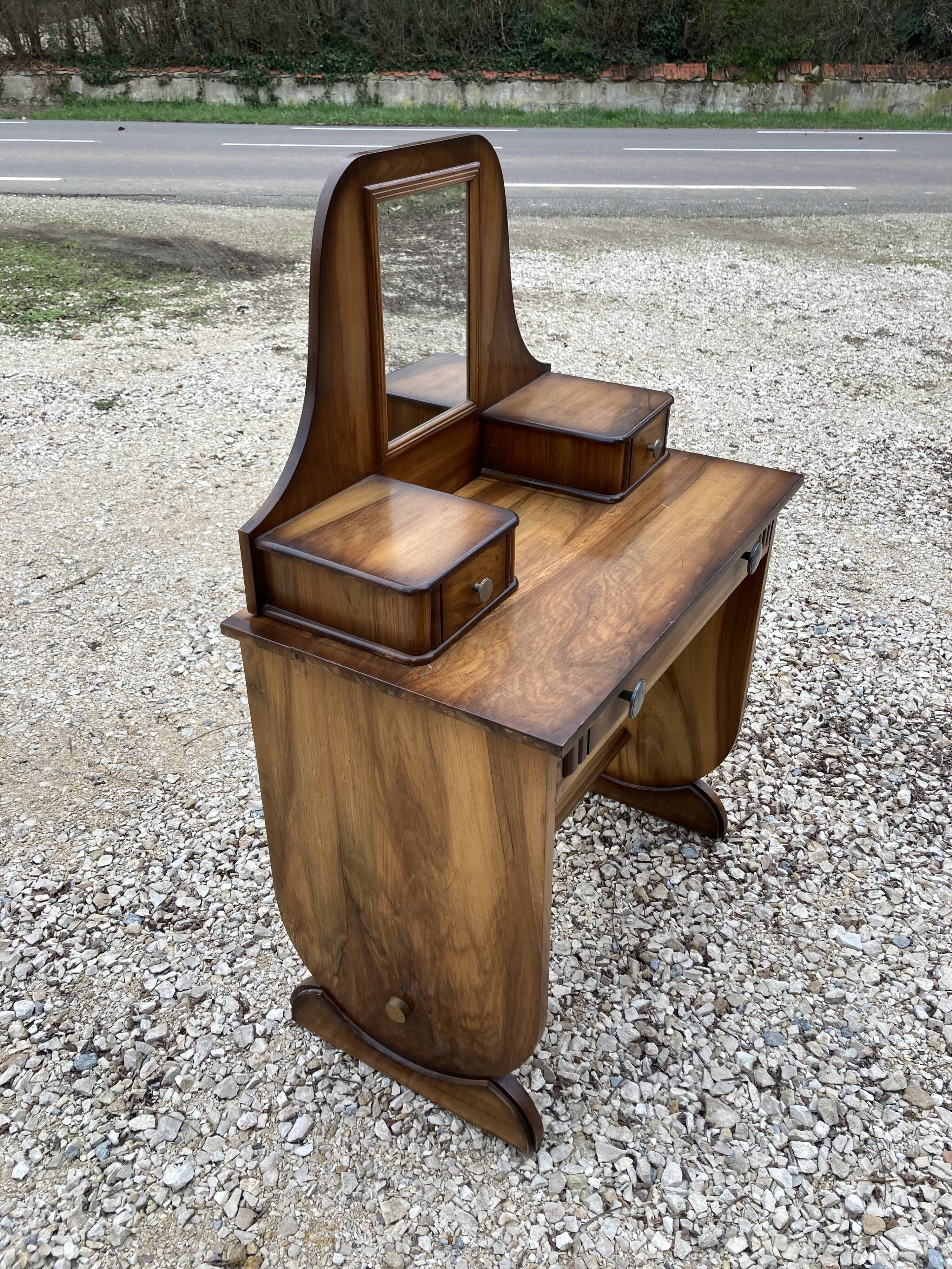 Art Deco dressing table