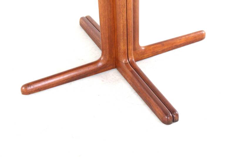 Table à manger extensible ronde 2x 'Gistrup' danoise