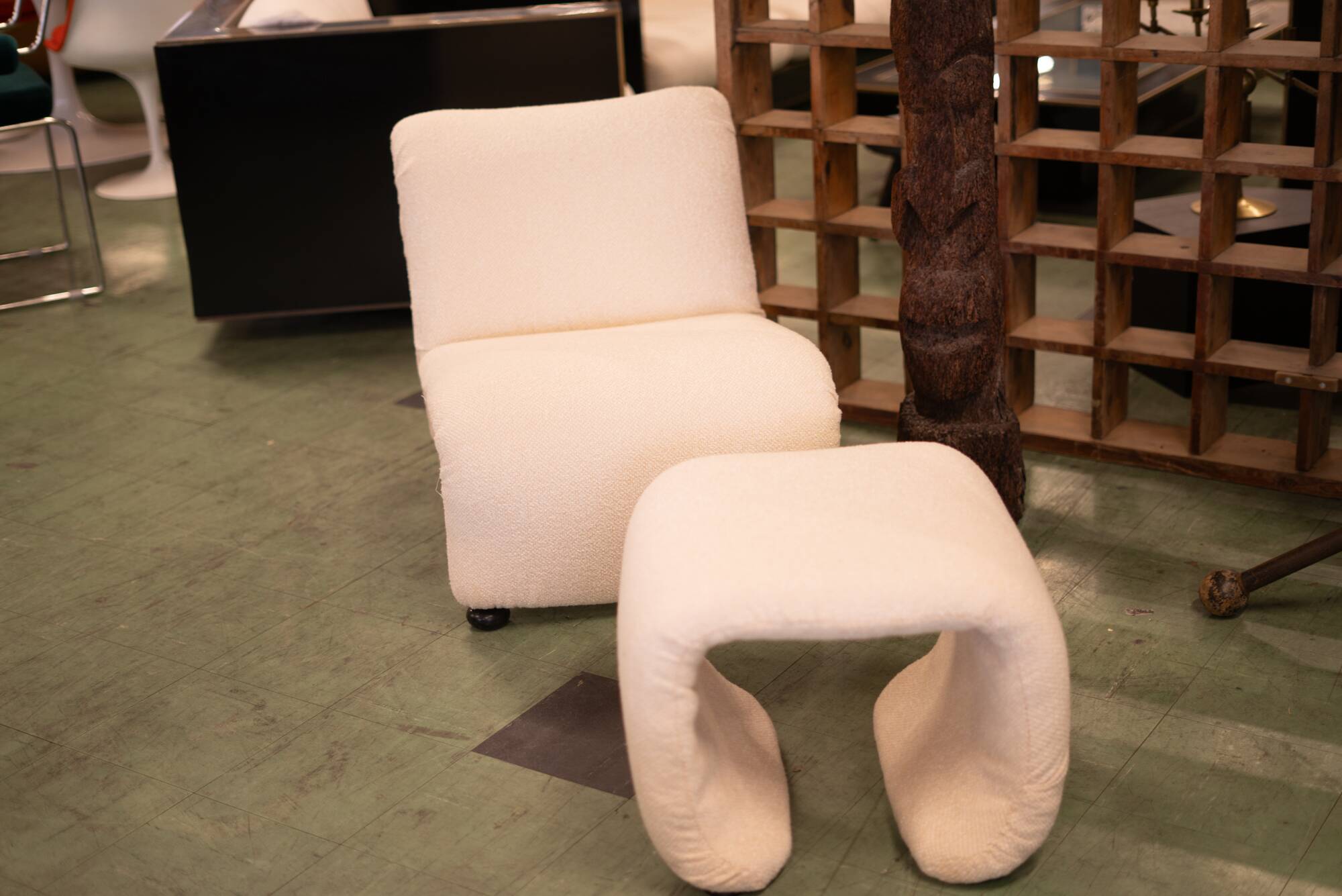 Armchair Étienne Fermigier and its ottoman