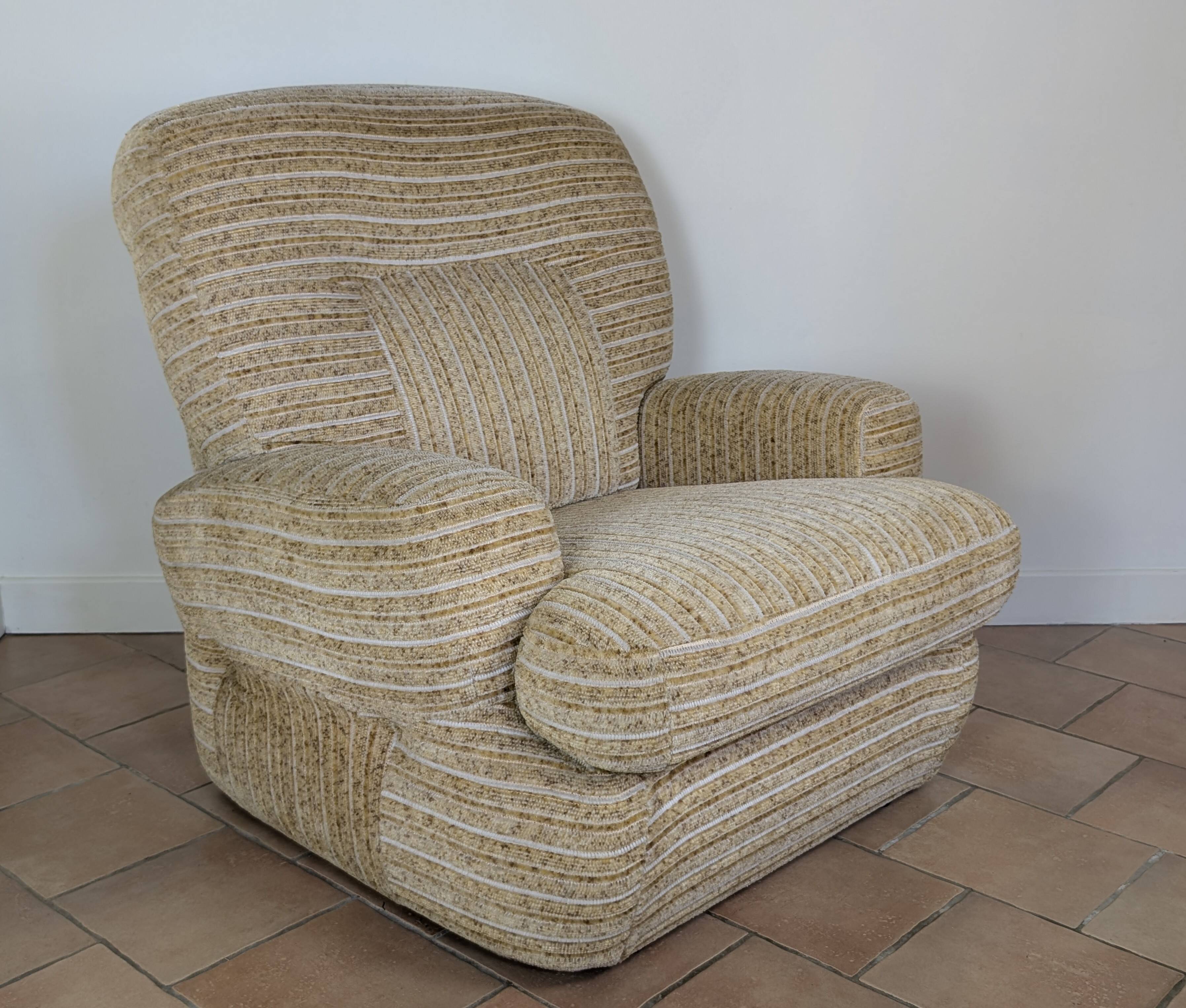 Pair of Italian armchairs from the 1970s.