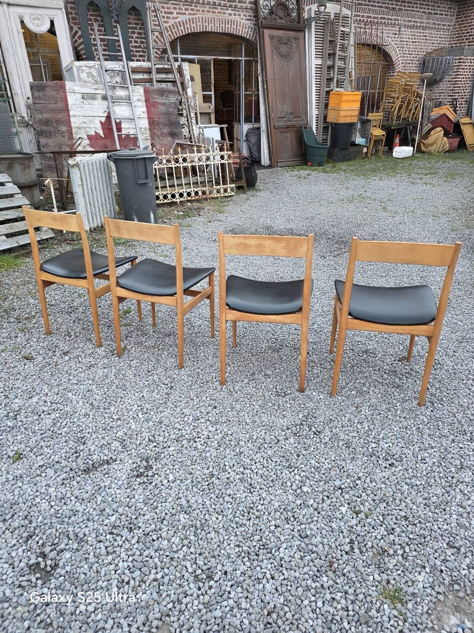 4 chaises scandinave en hêtre des années 60