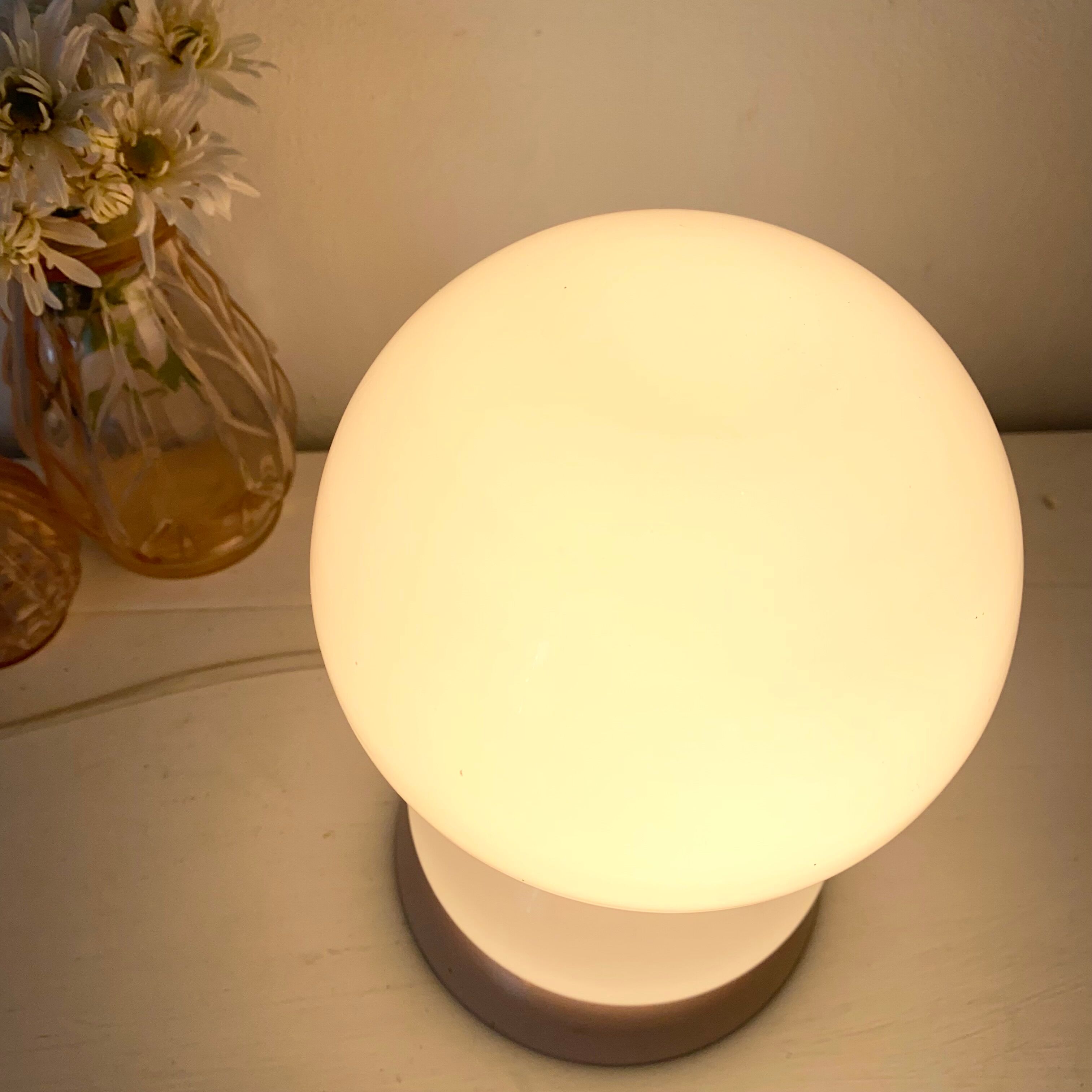 Vintage pink mushroom lamp