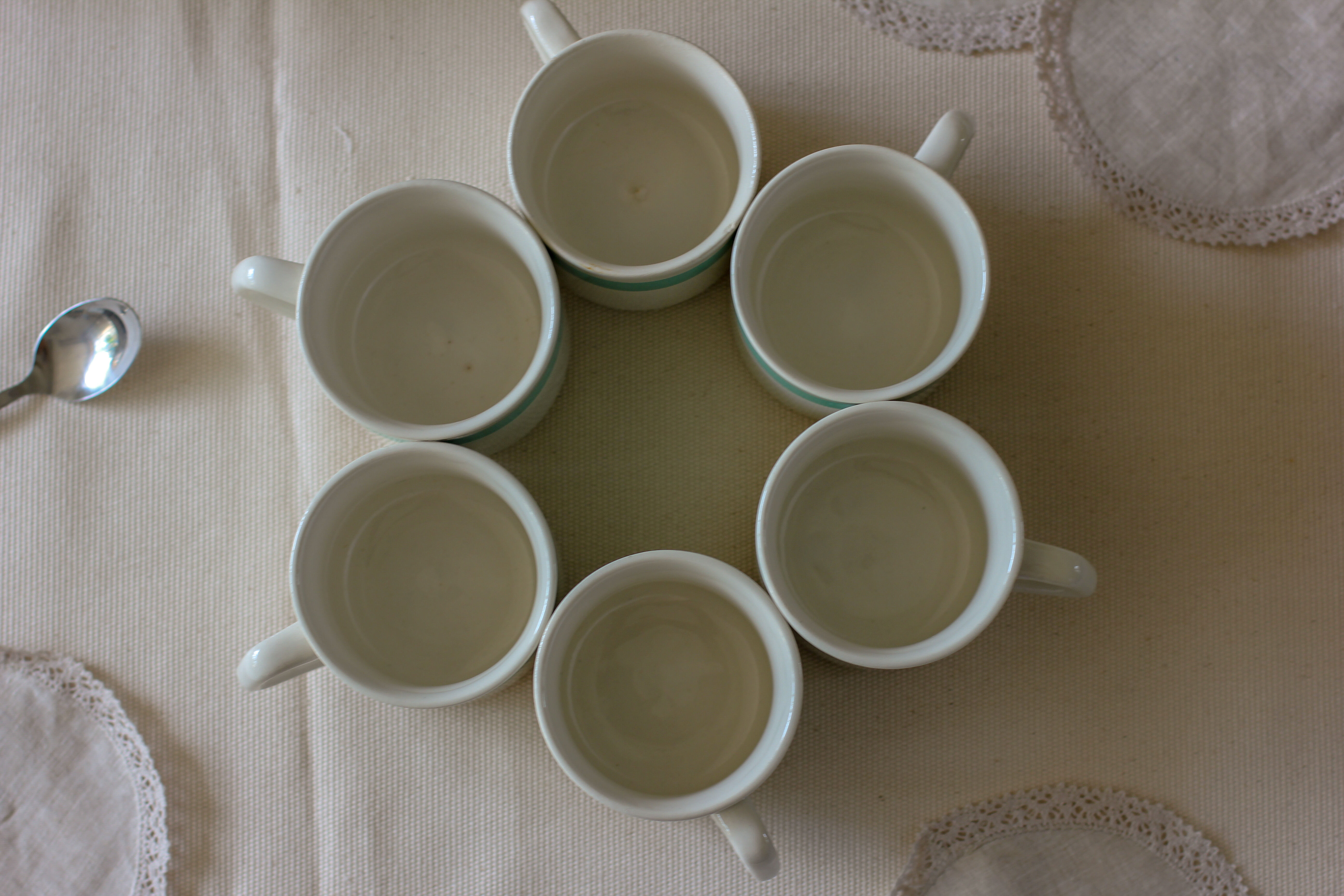 Coffee/tea set of 6 cups and assorted cups - Oxford Model 4979 Brazil